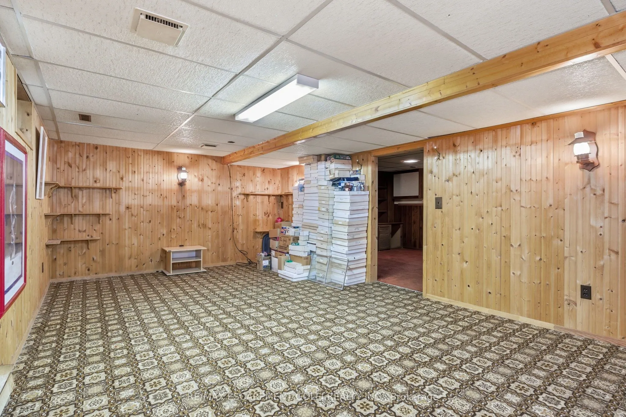 7385 North Dorset Place