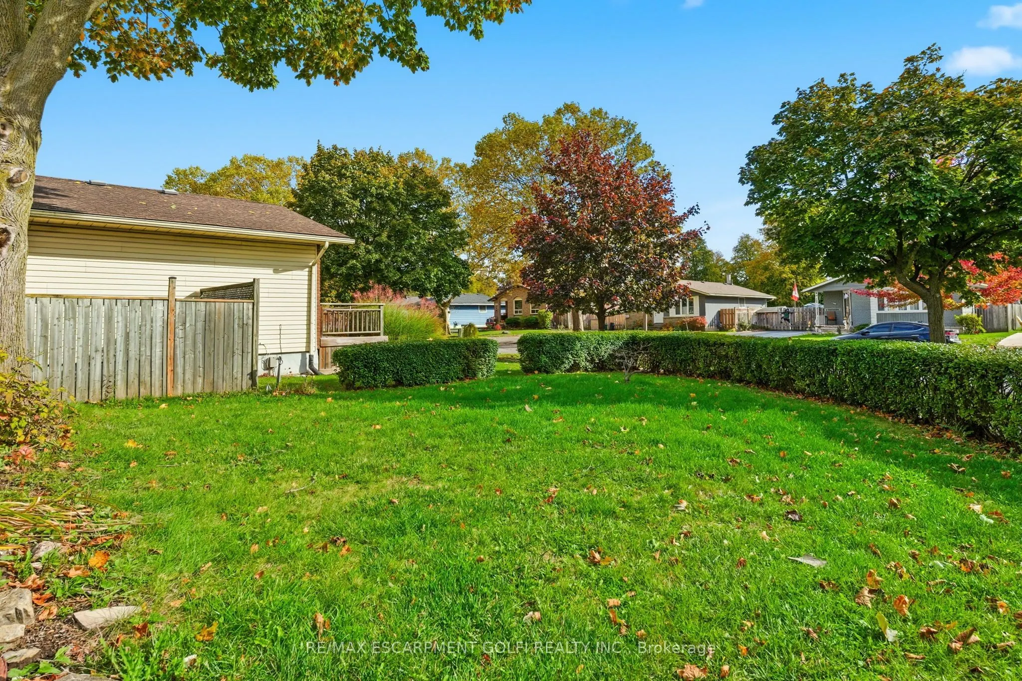 7385 North Dorset Place