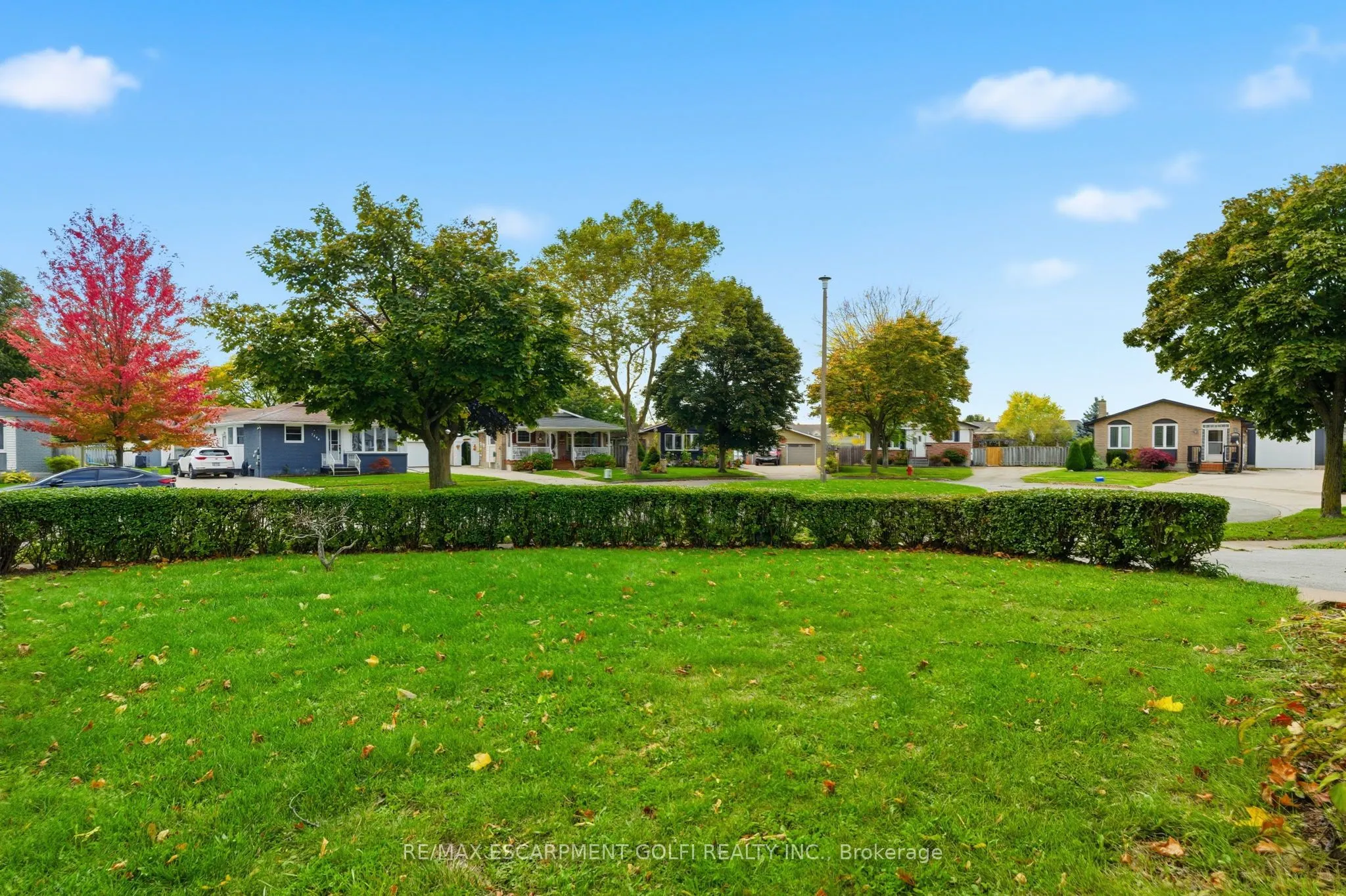 7385 North Dorset Place