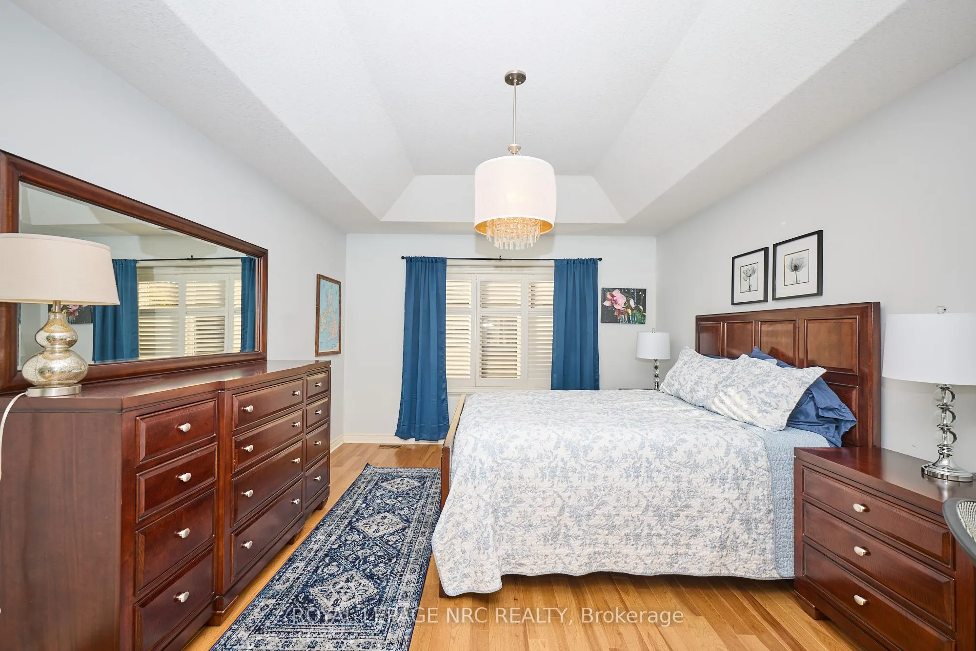 603 Welland Avenue, #8