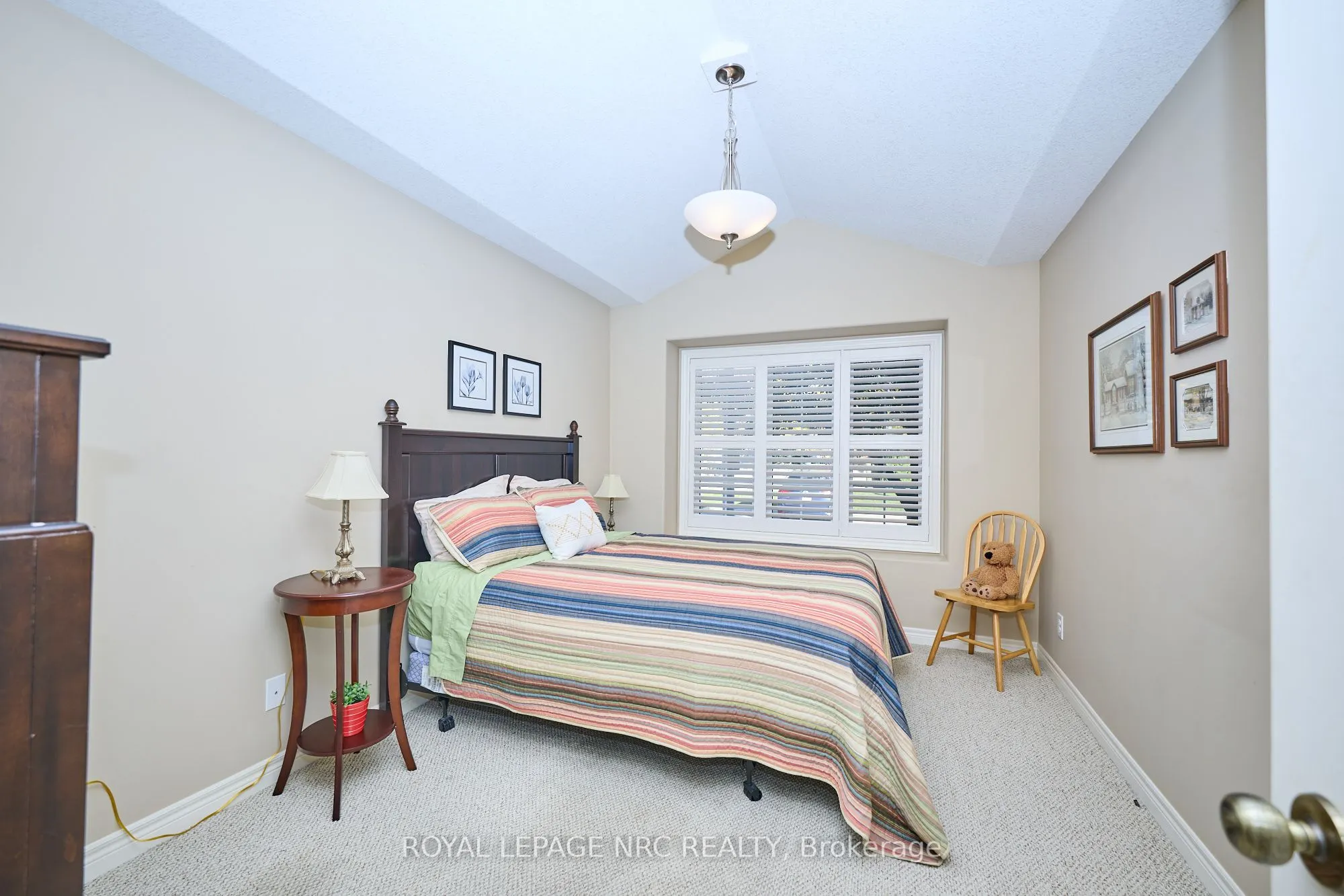 603 Welland Avenue, #8