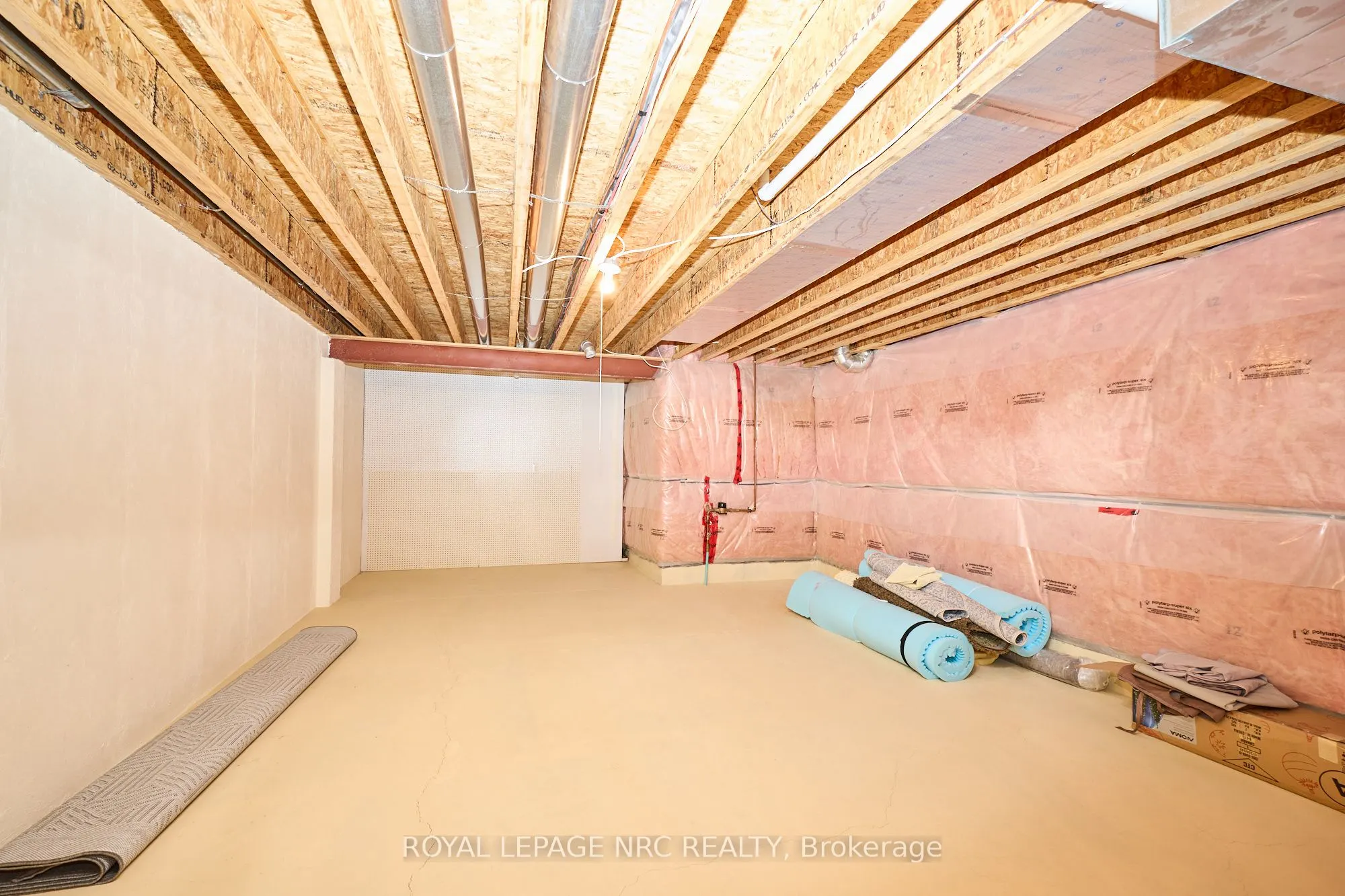 603 Welland Avenue, #8