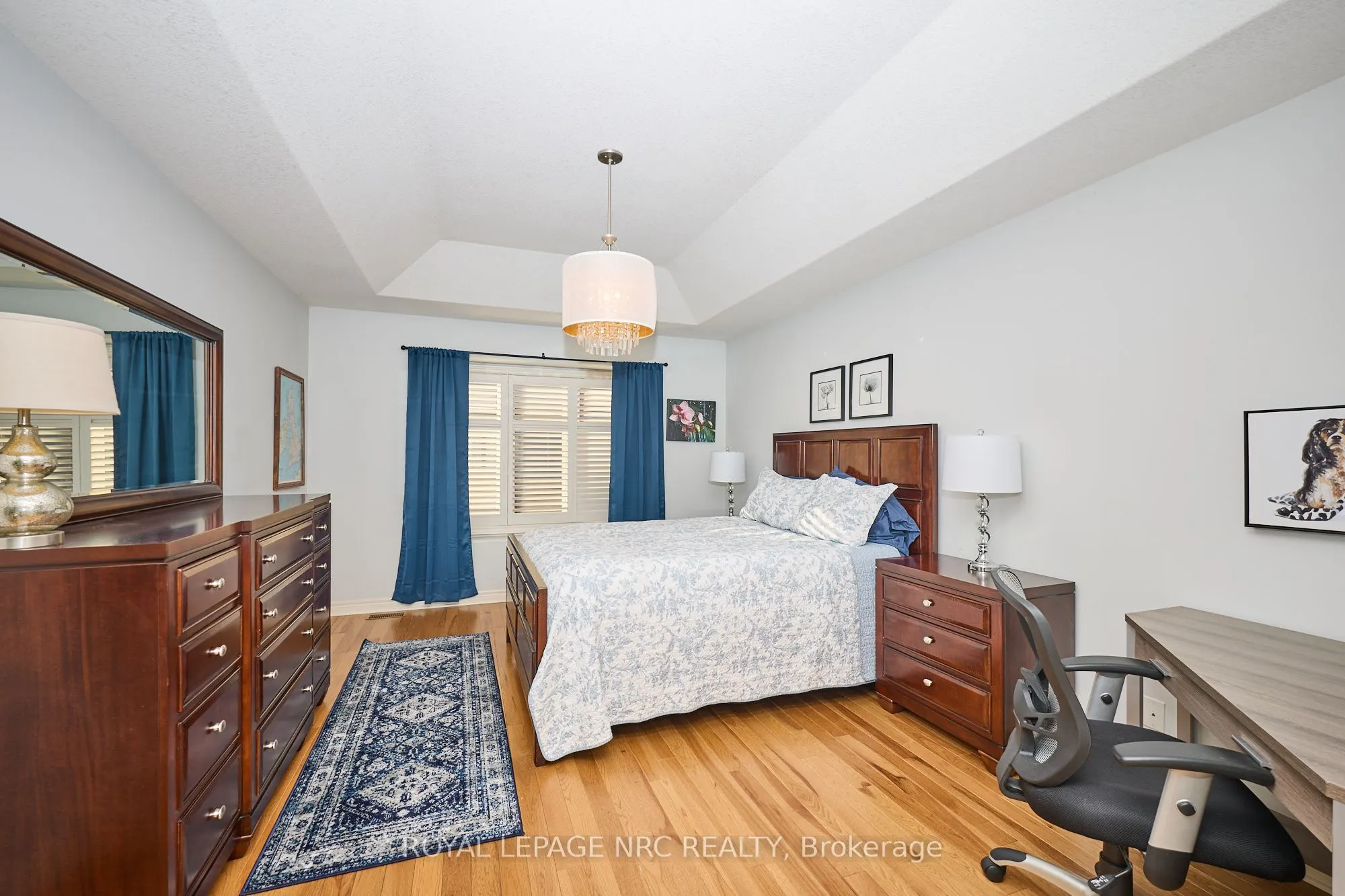 603 Welland Avenue, #8