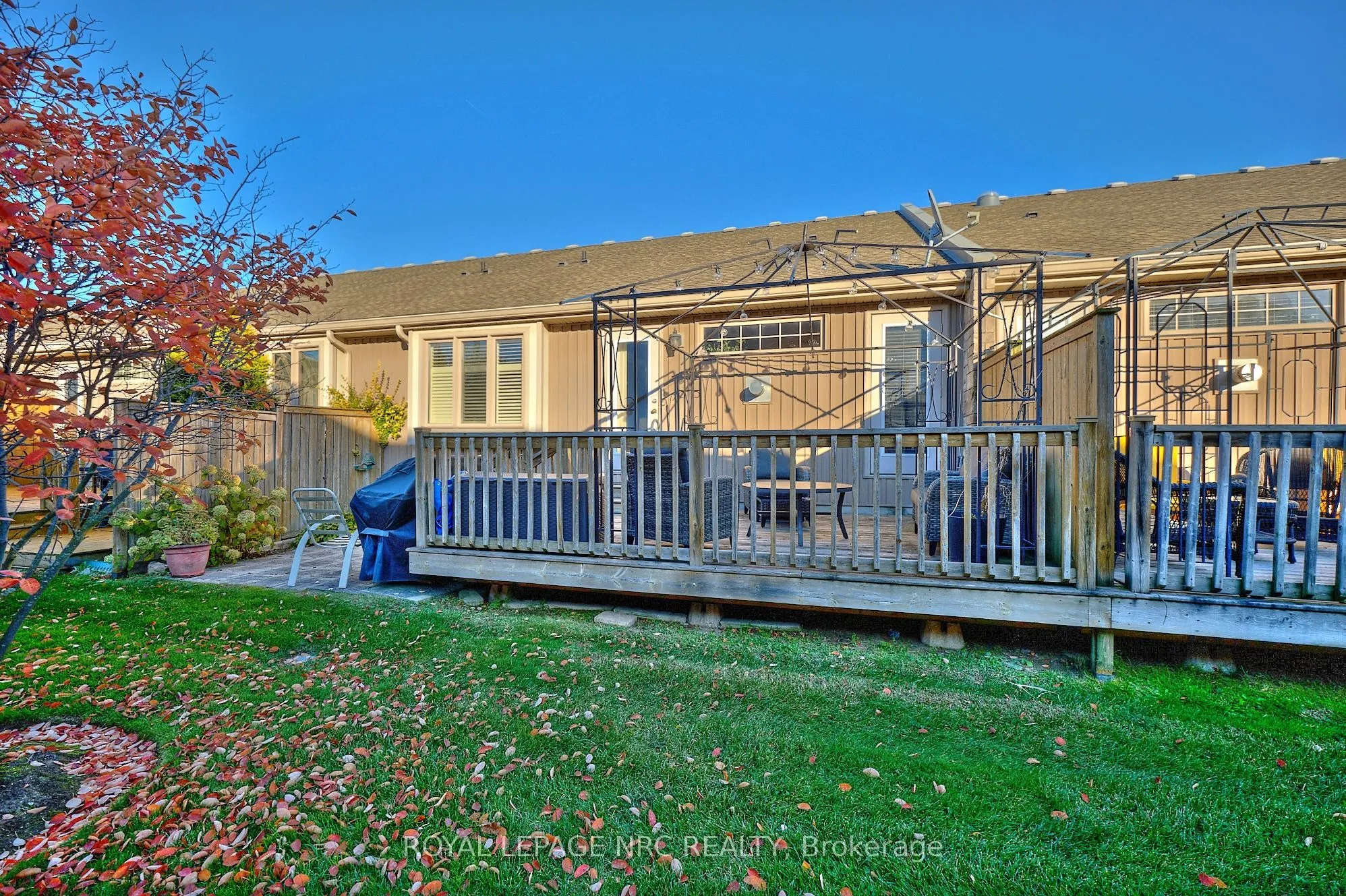 603 Welland Avenue, #8