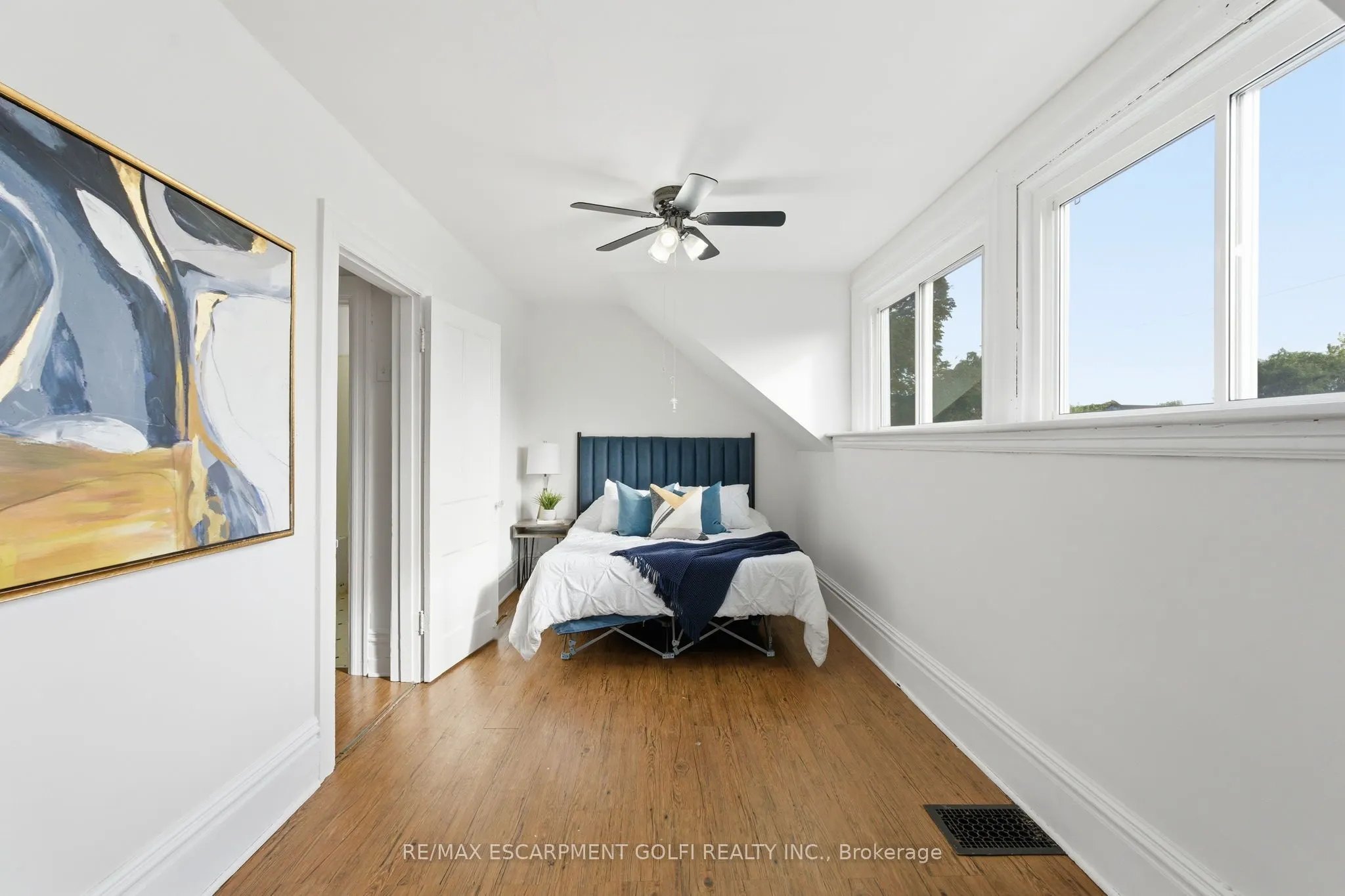 217 Emerald Street N