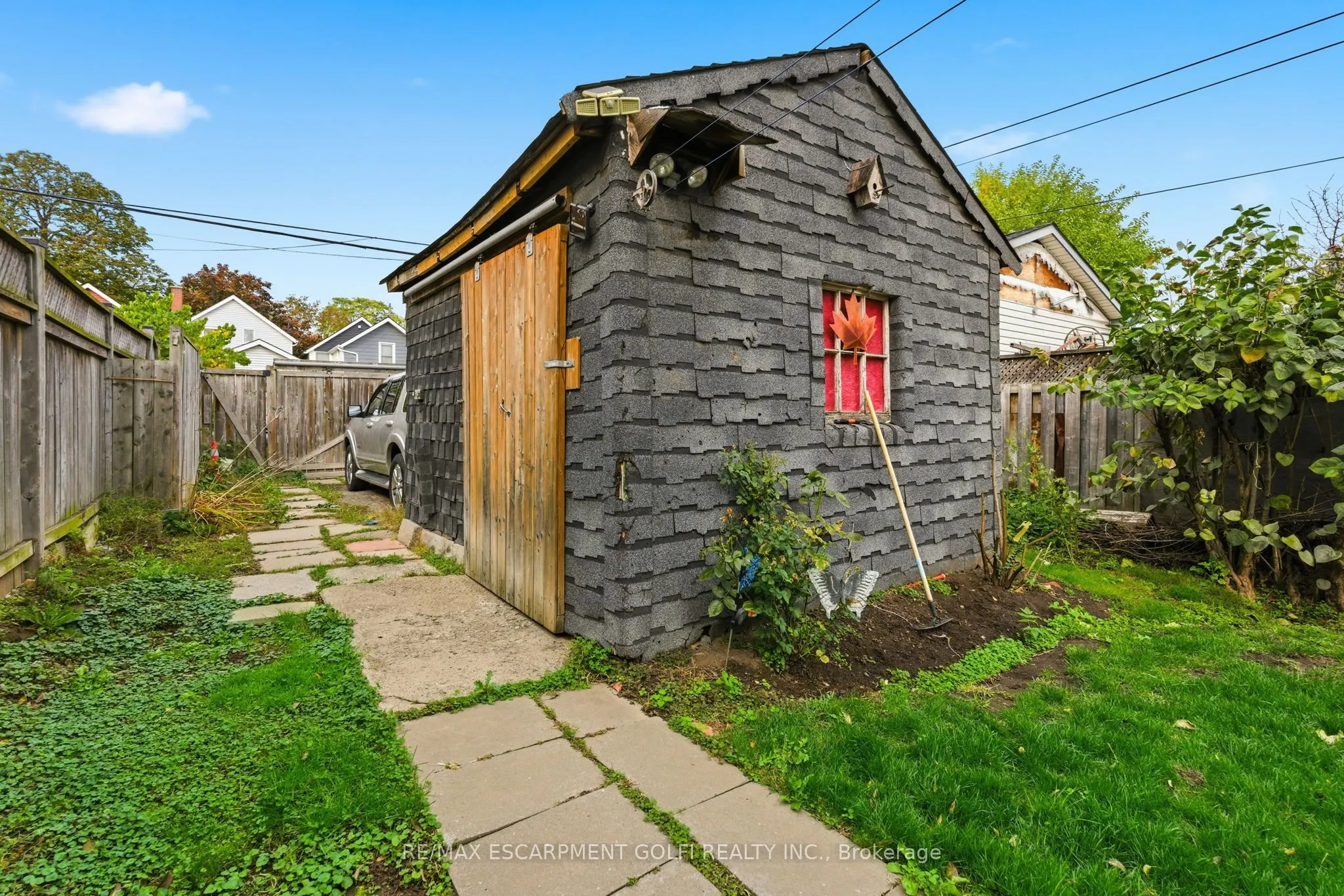 217 Emerald Street N