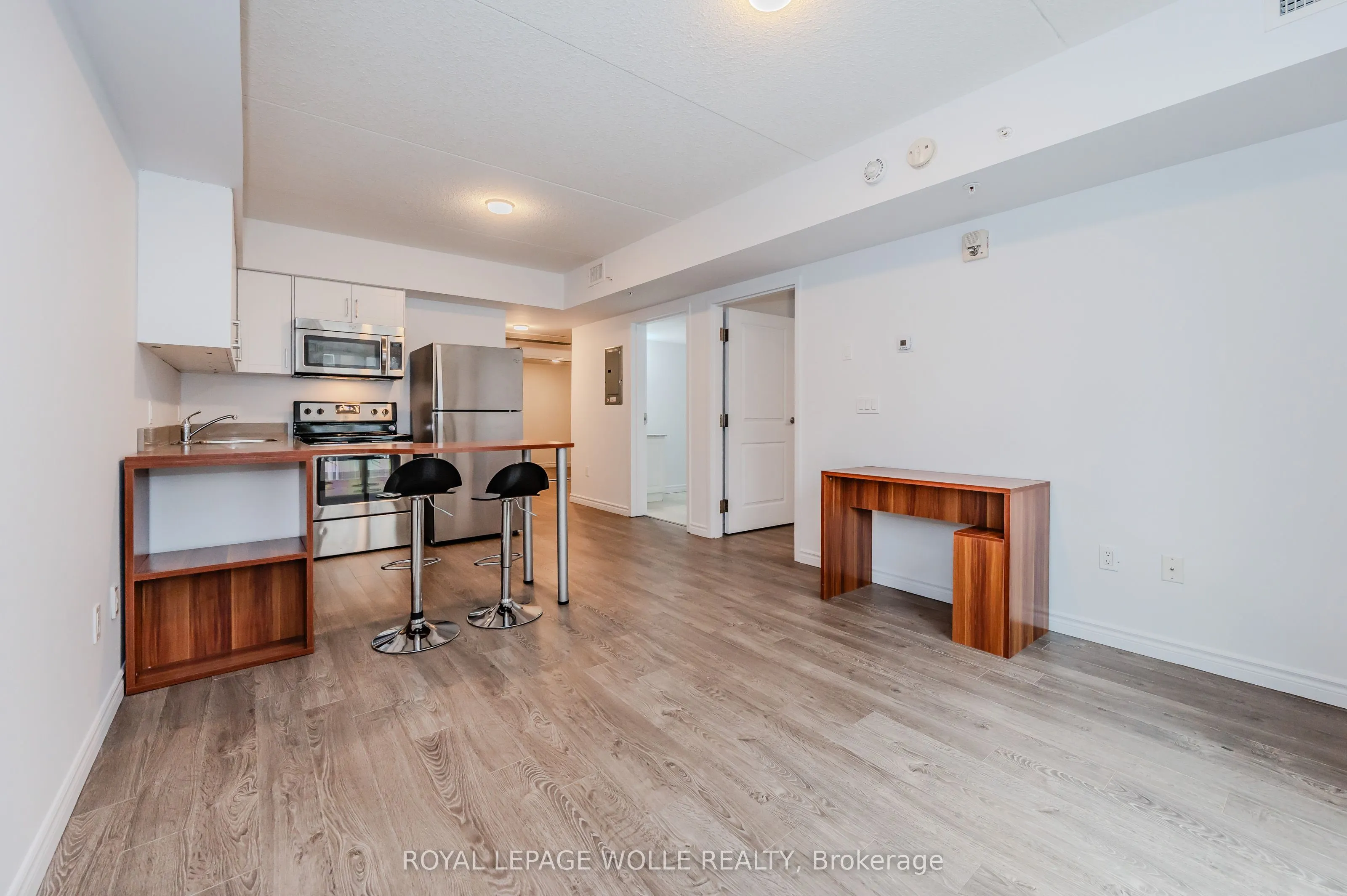 321 Spruce Street S, #207