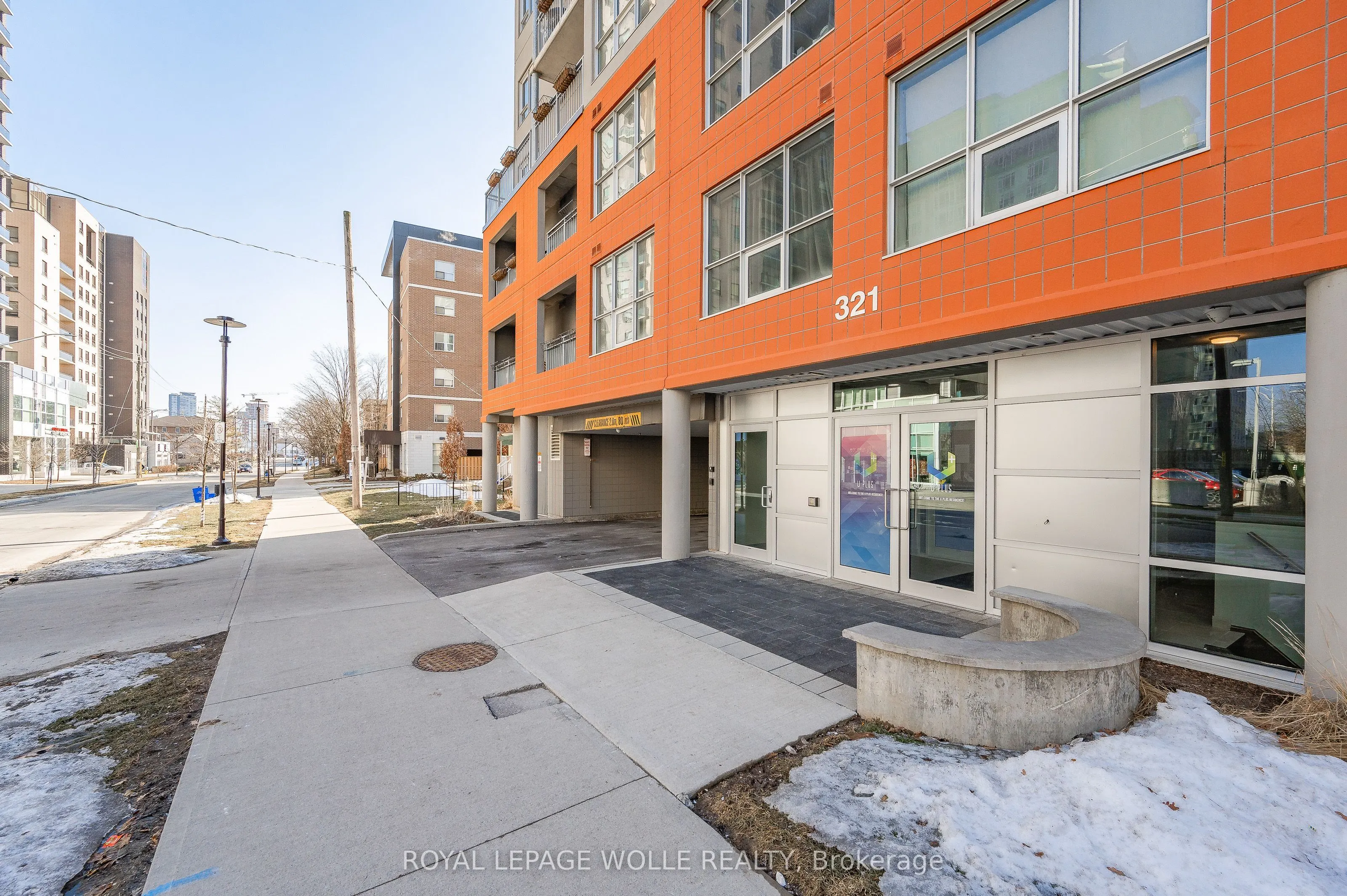 321 Spruce Street S, #207