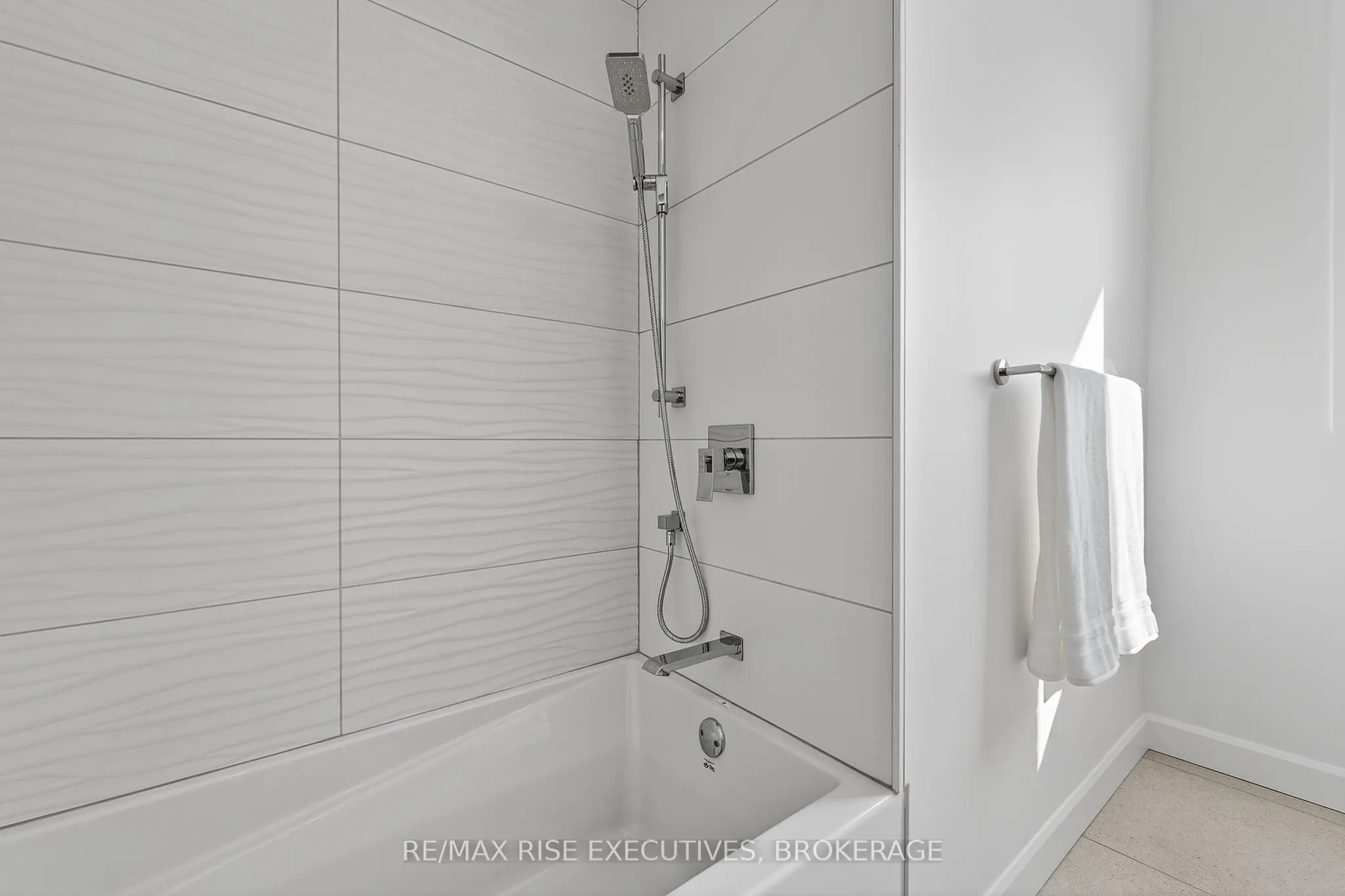 158 Summerside Drive