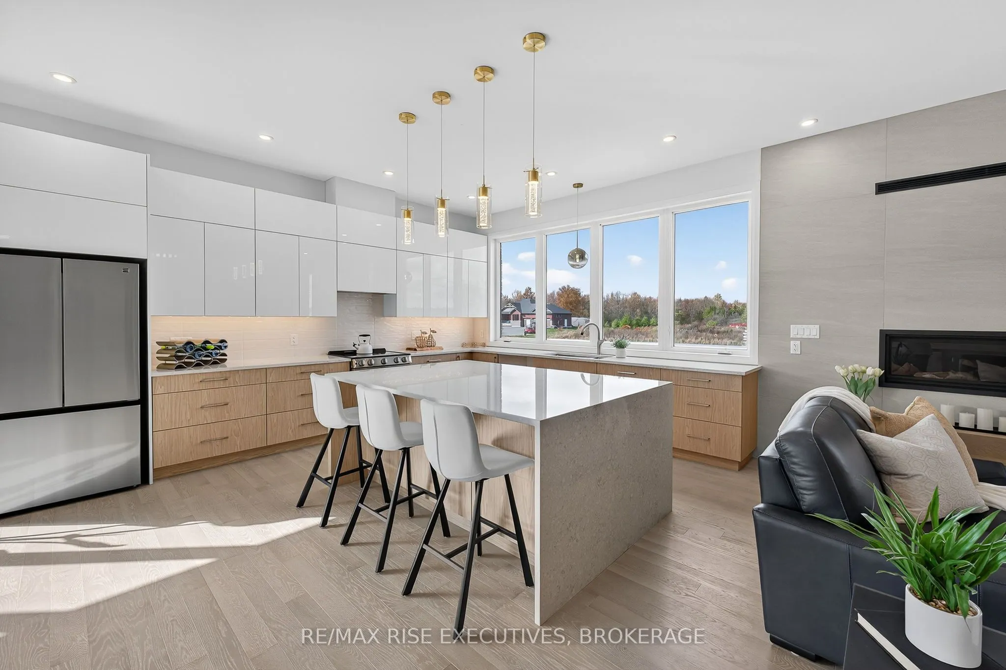 158 Summerside Drive