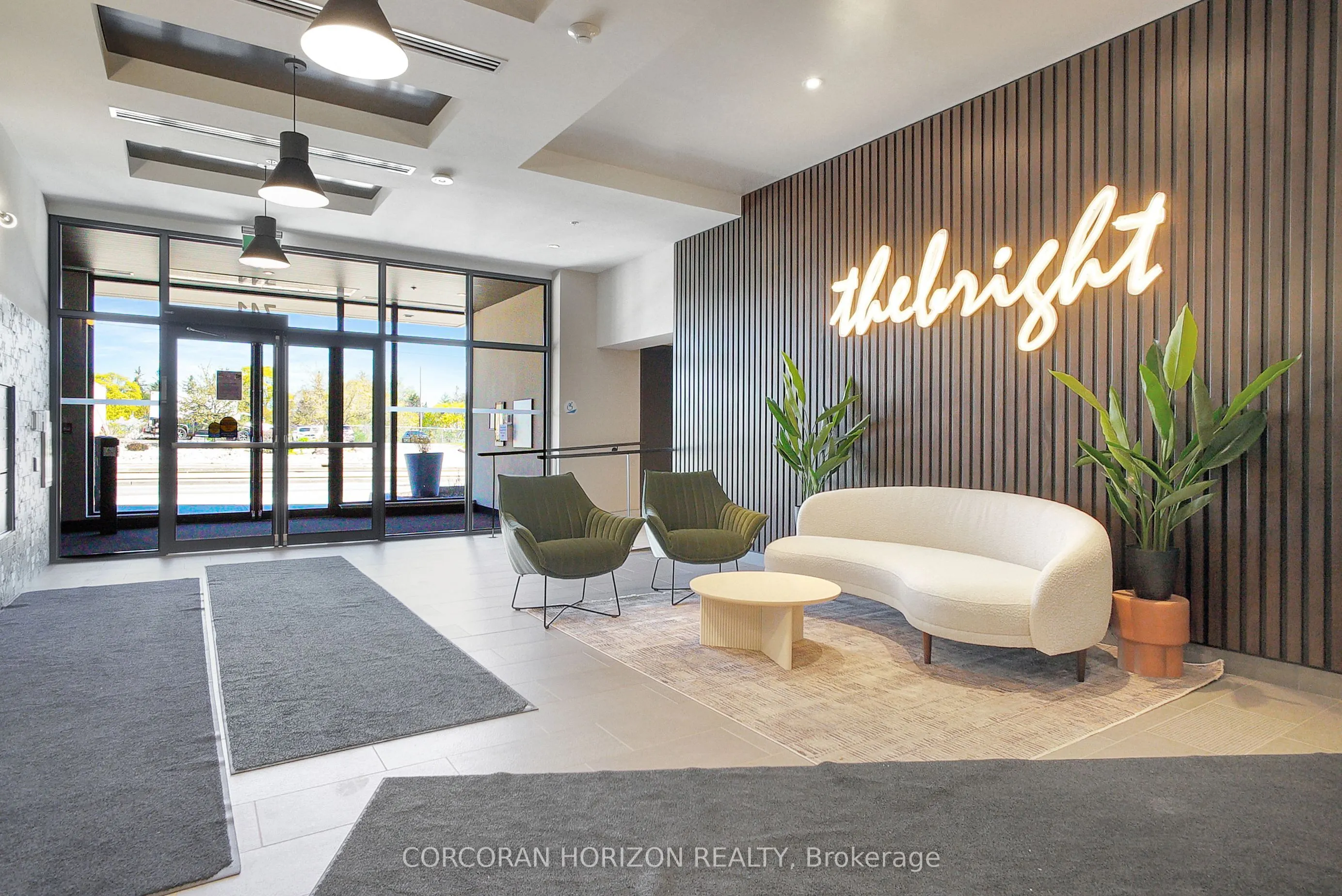 741 King Street, #1711