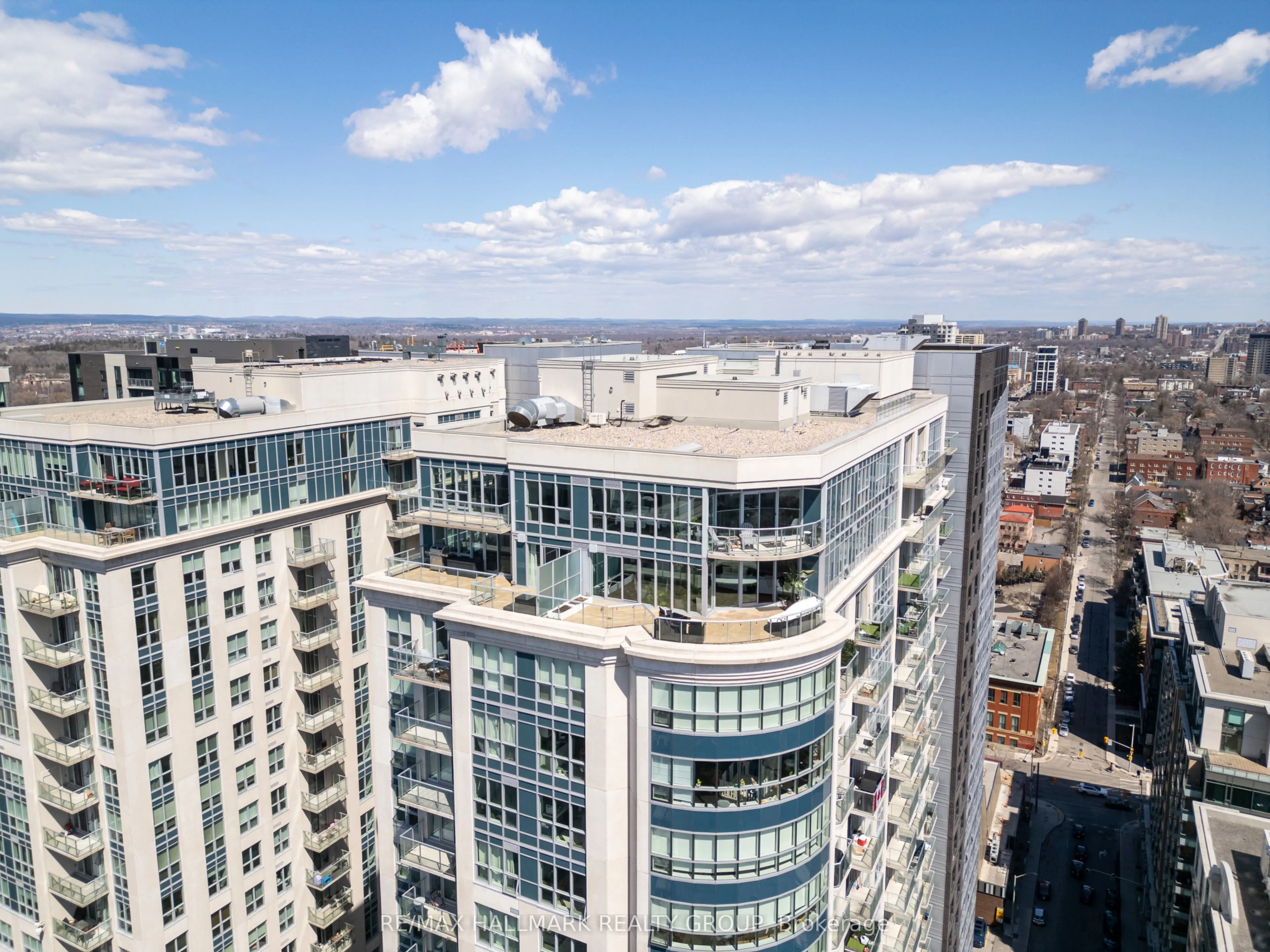 195 Besserer Street, #2701