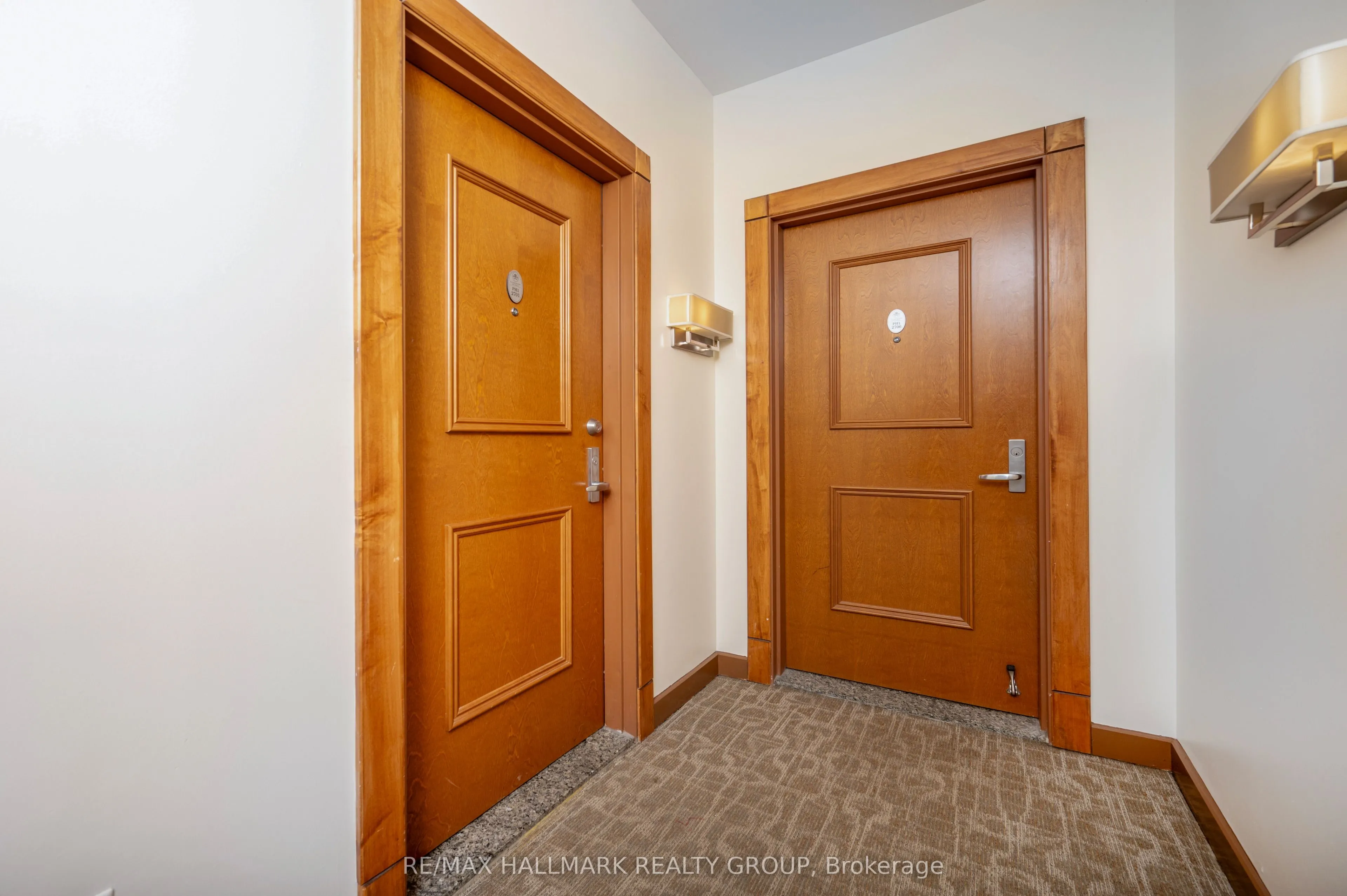 195 Besserer Street, #2701