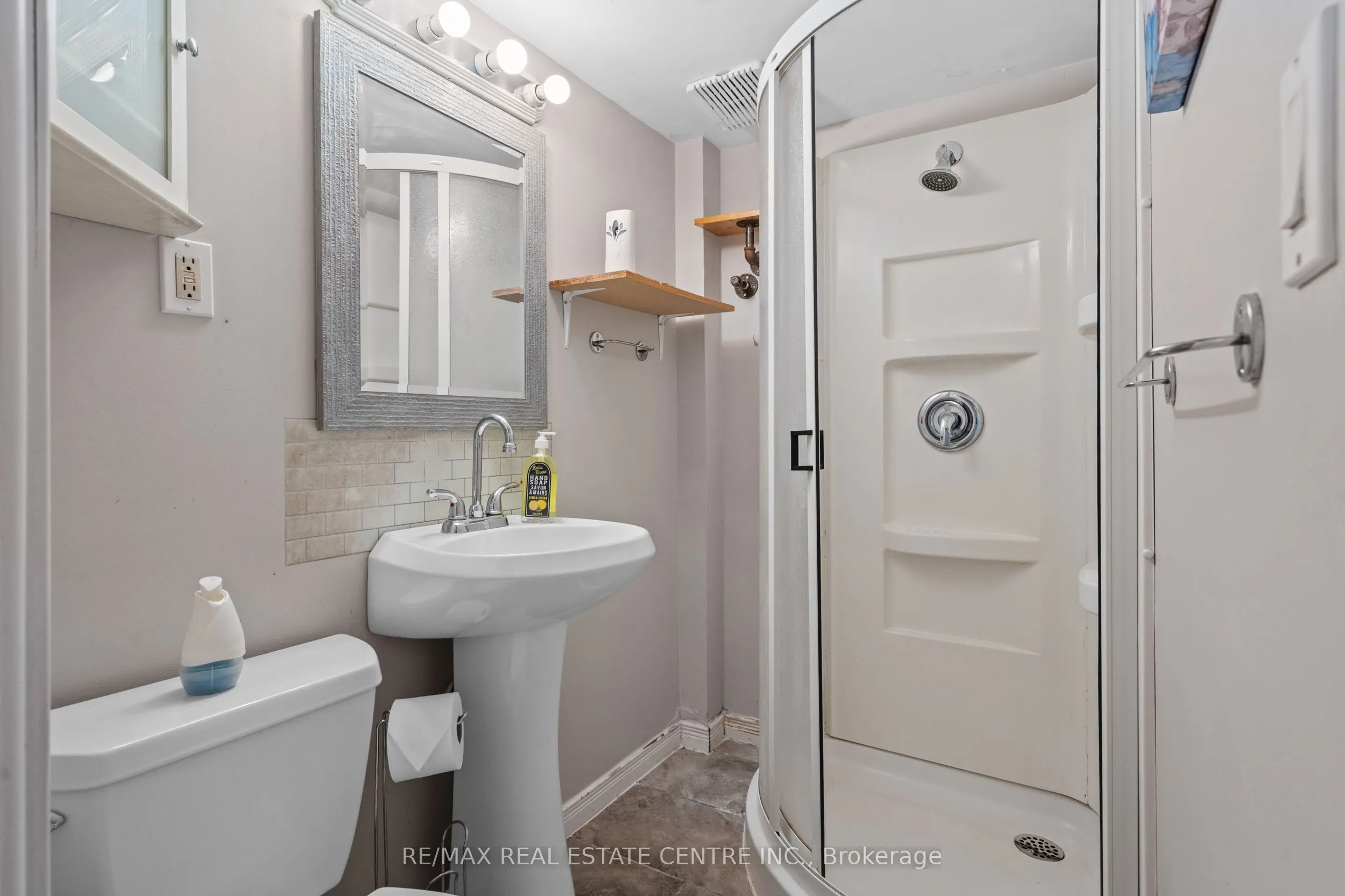 298 Wallace Avenue, #Basement