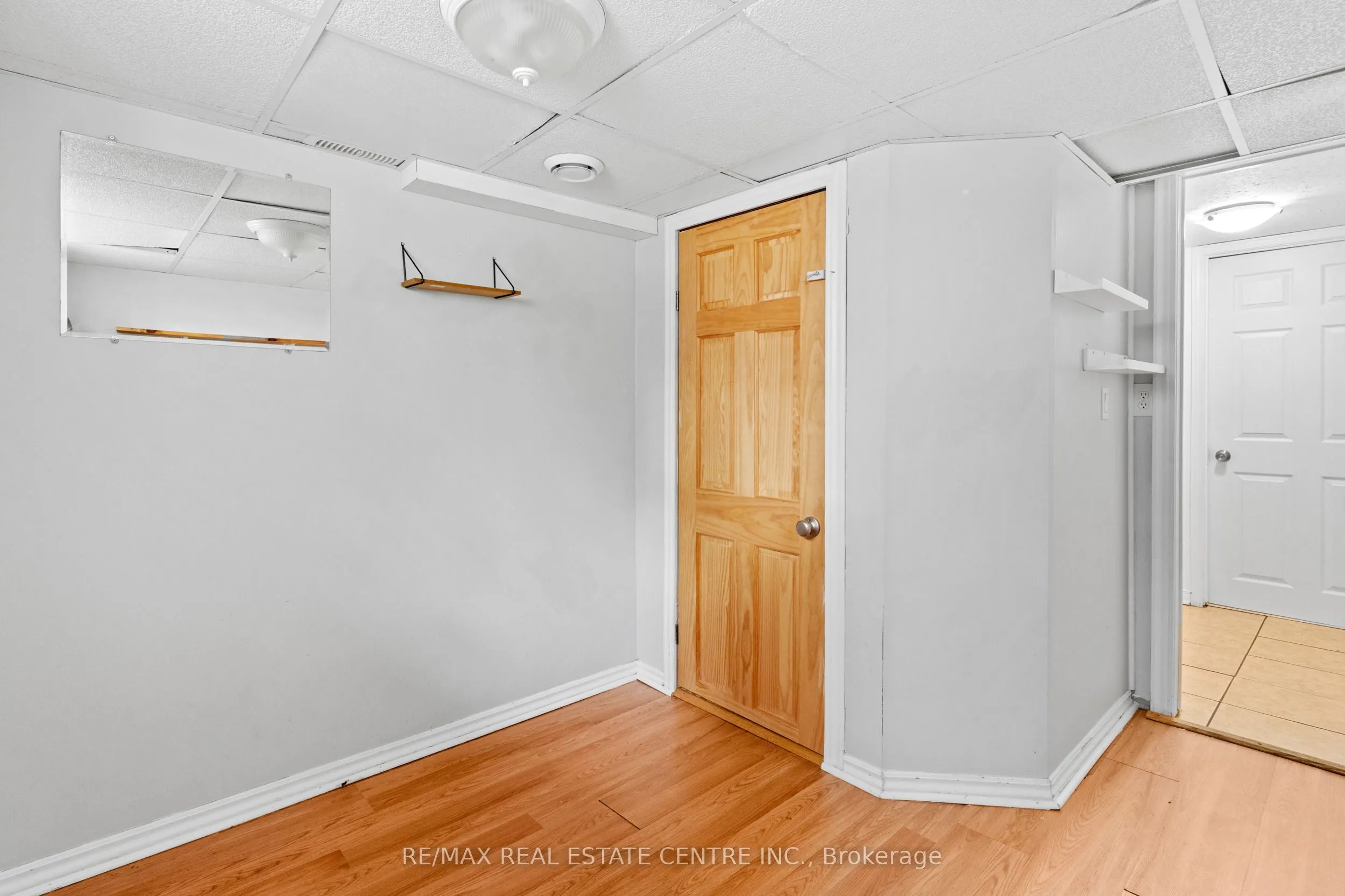 298 Wallace Avenue, #Basement