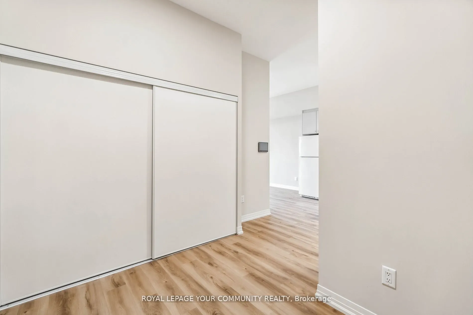 50 Herrick Avenue, #Upper PH04