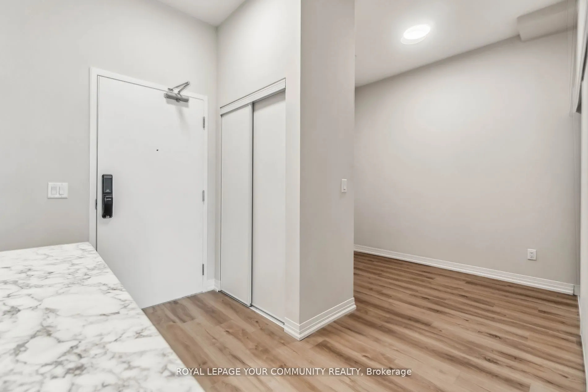 50 Herrick Avenue, #Upper PH04