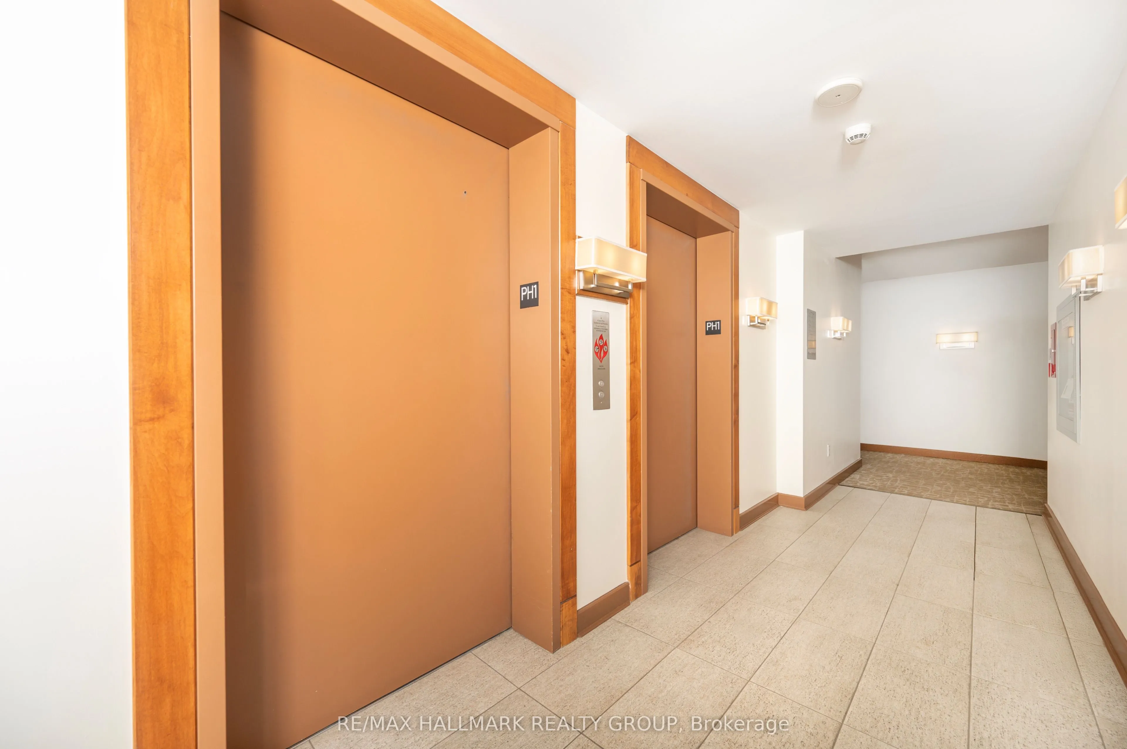 195 Besserer Street, #2701