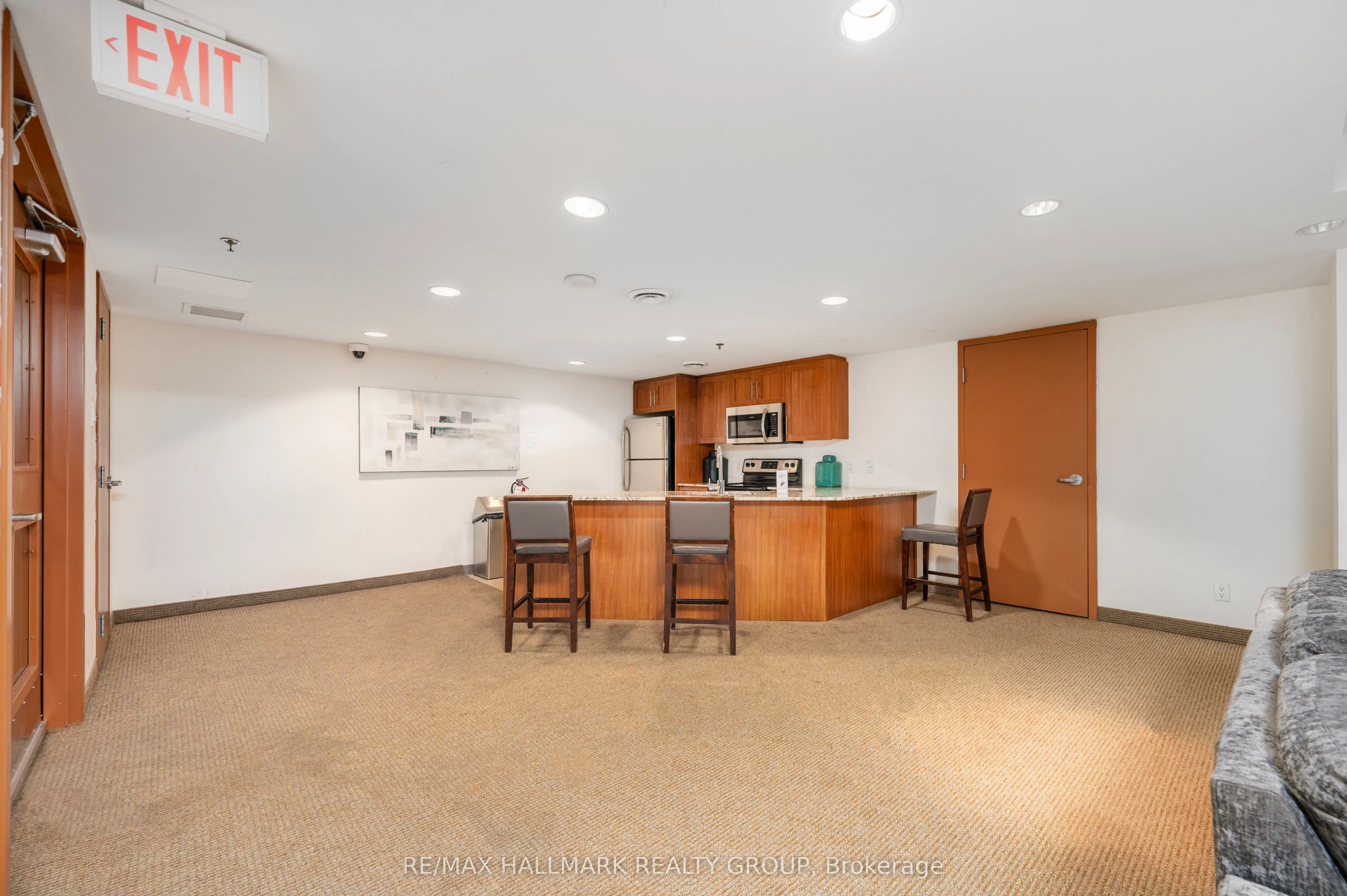 195 Besserer Street, #2701