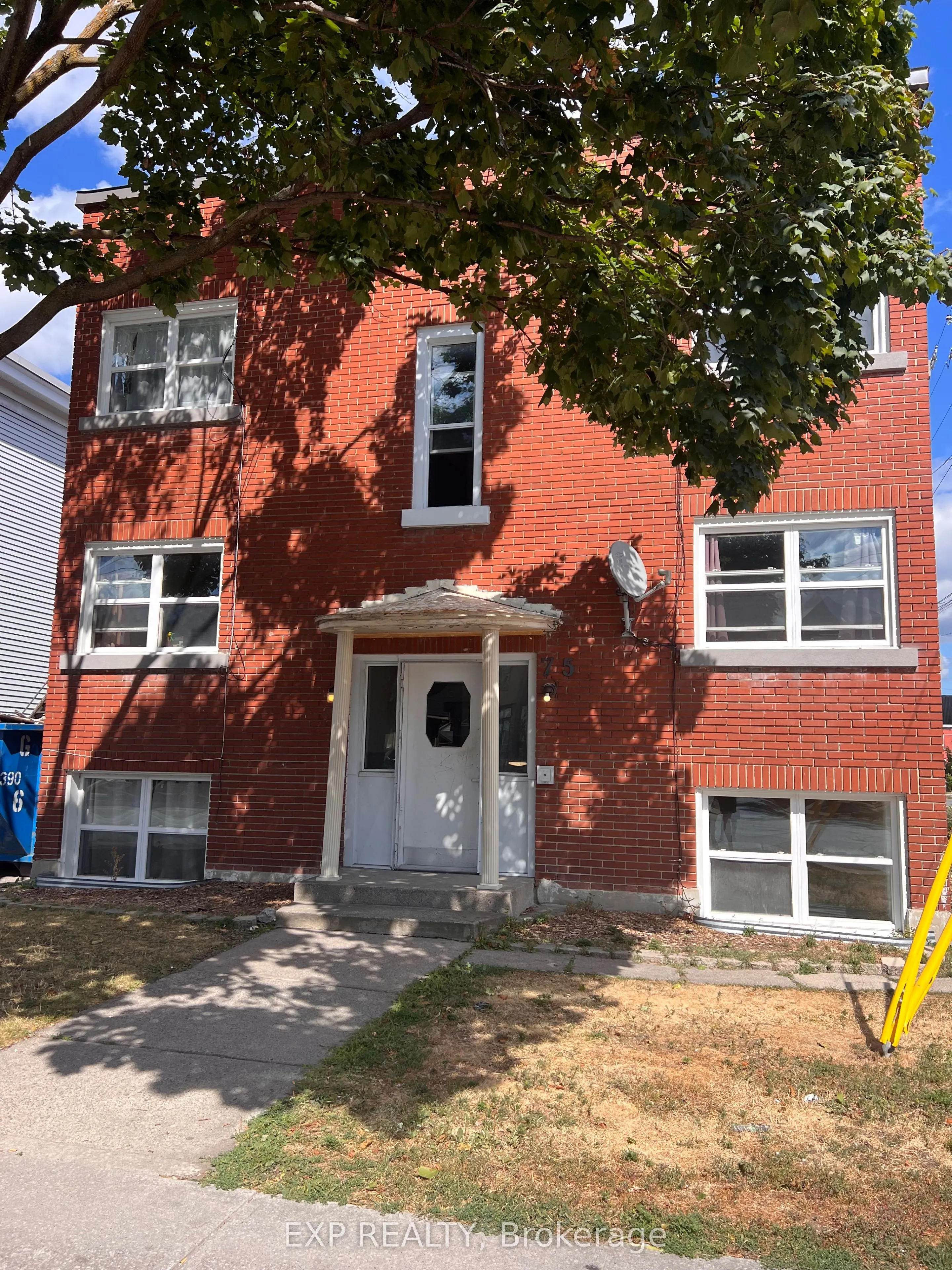 75 Holland Avenue, #2