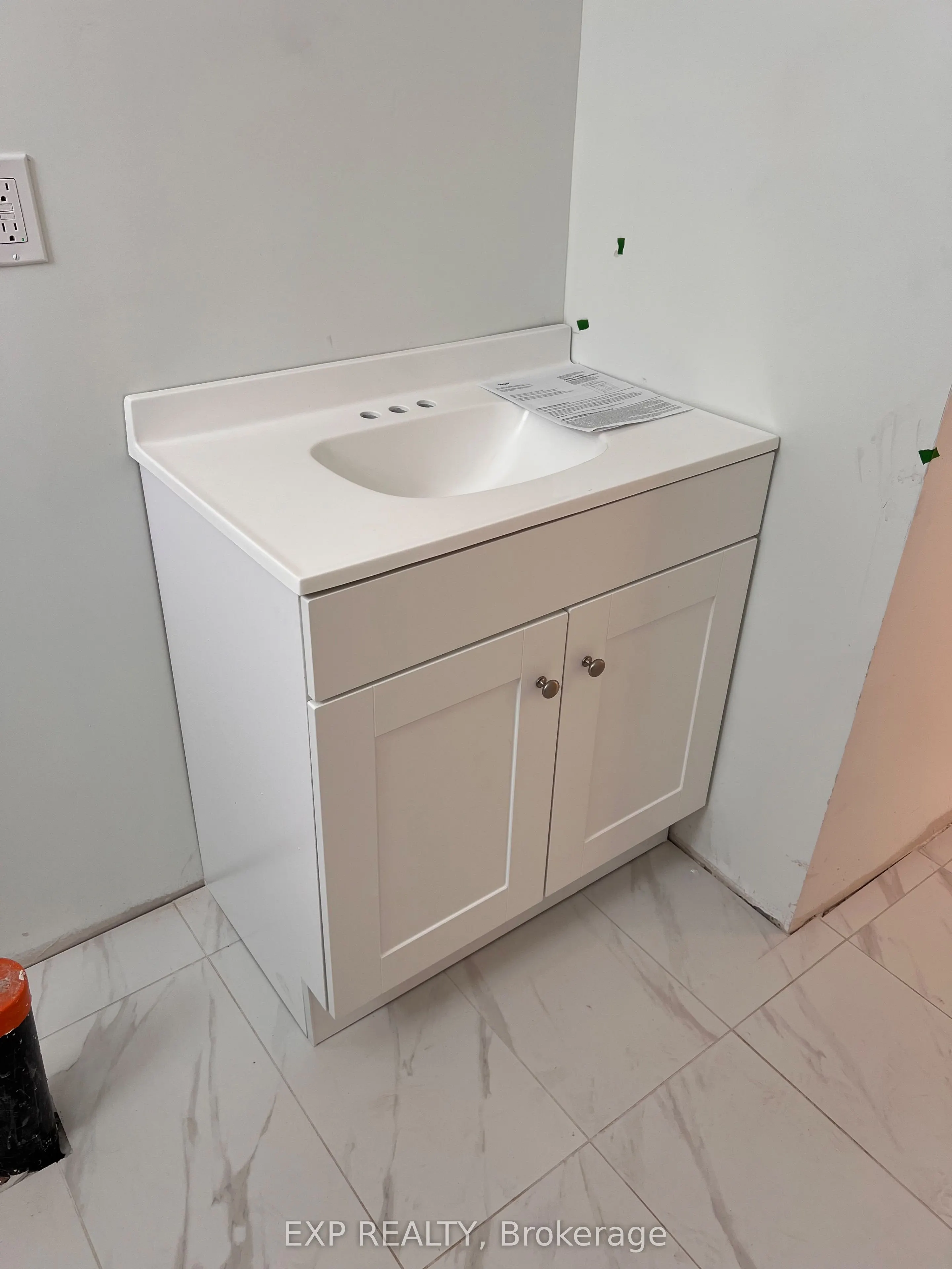 75 Holland Avenue, #2