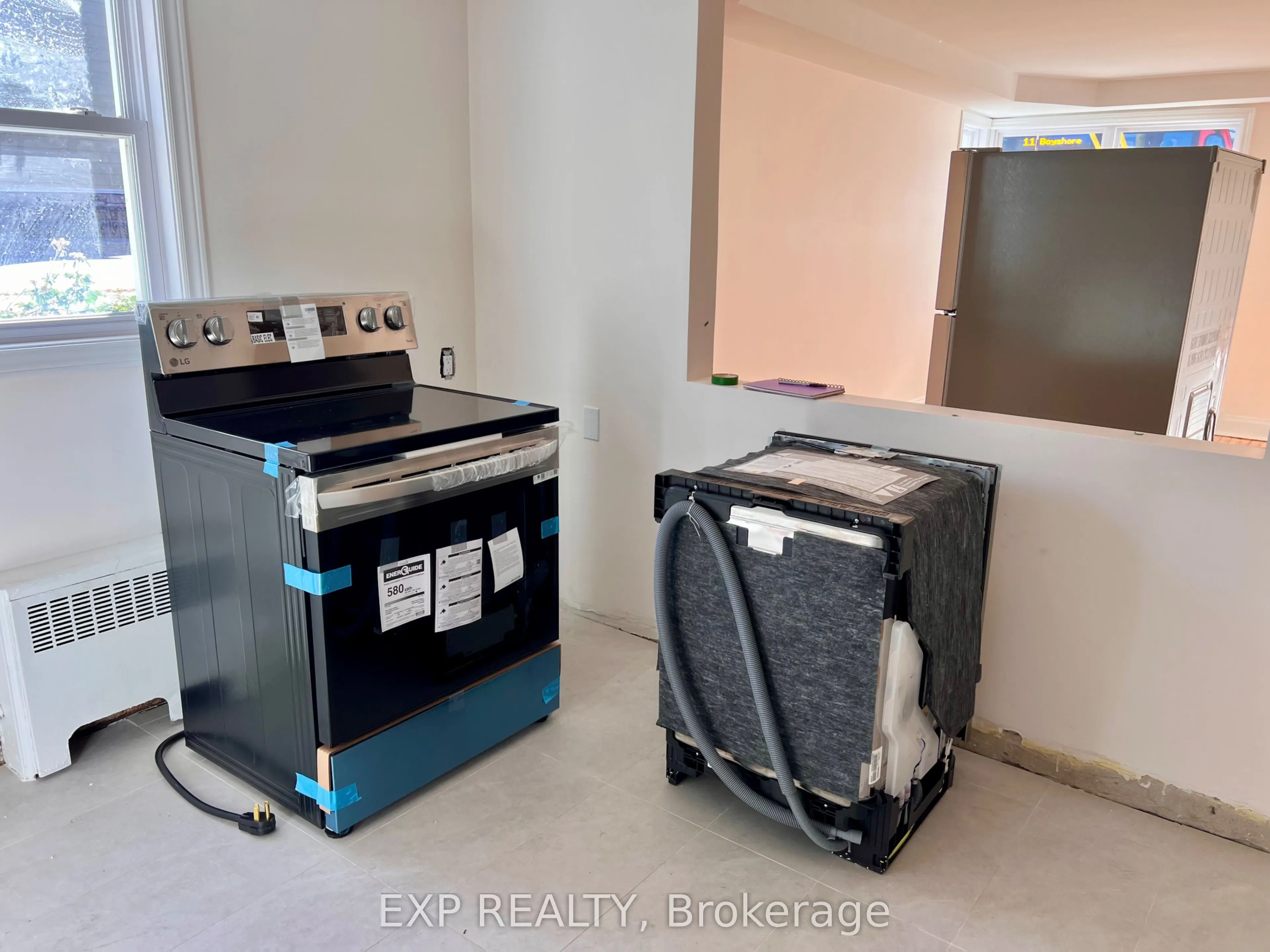 75 Holland Avenue, #2