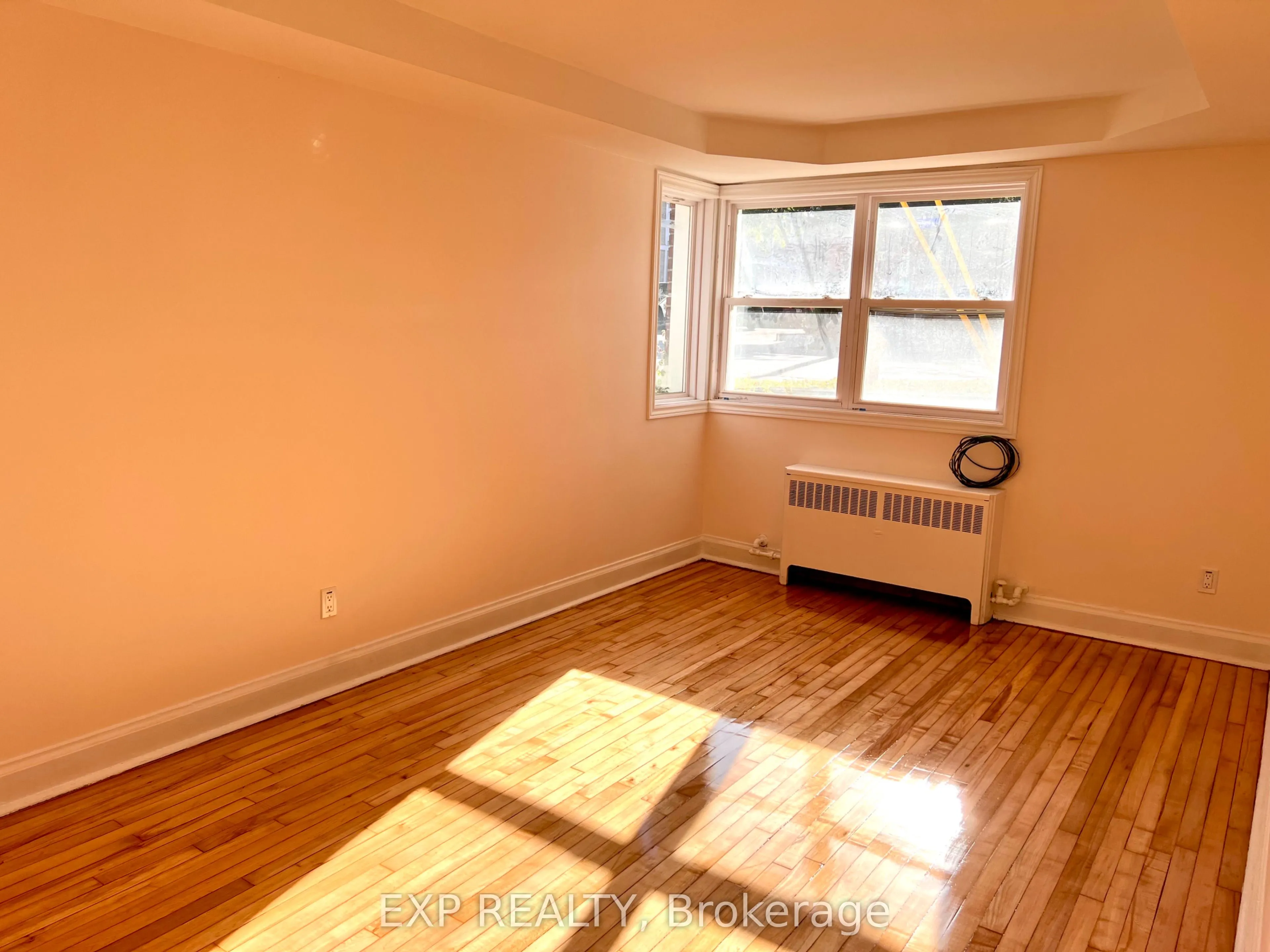 75 Holland Avenue, #2