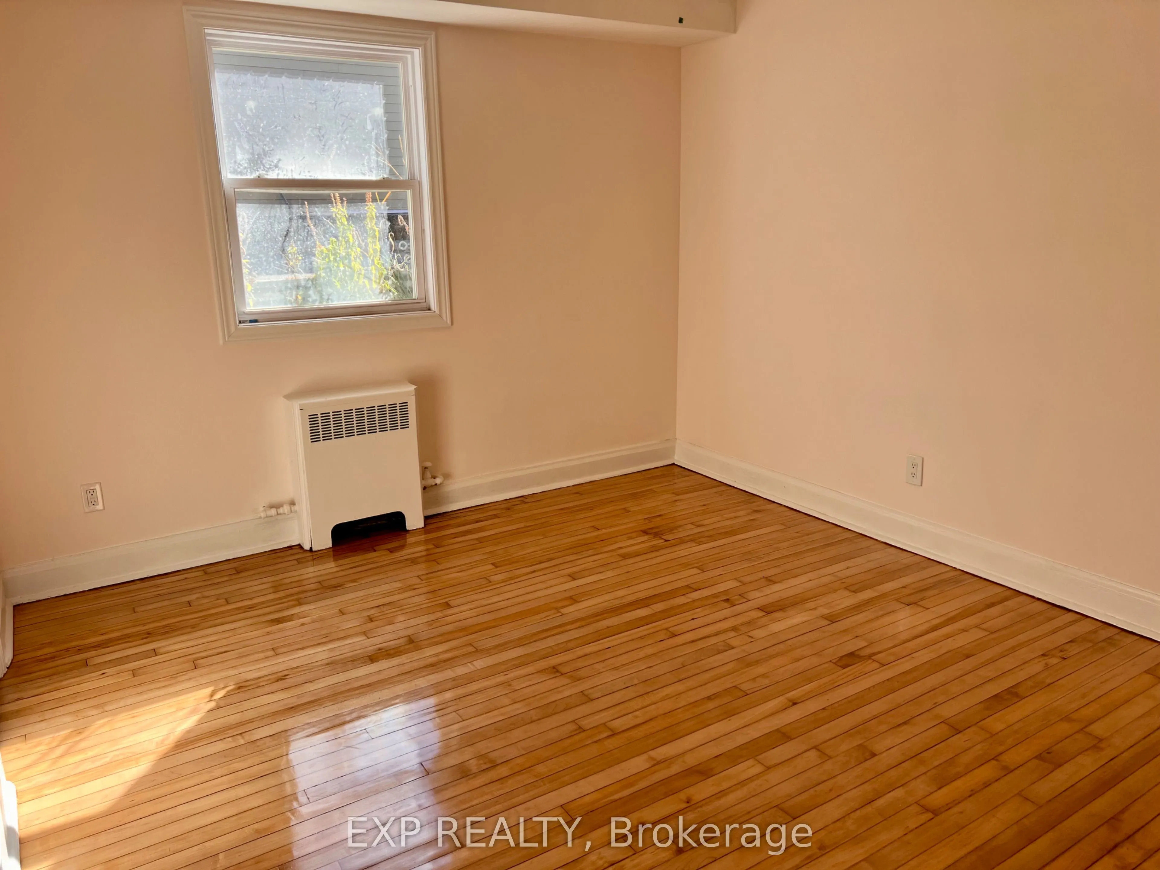 75 Holland Avenue, #2