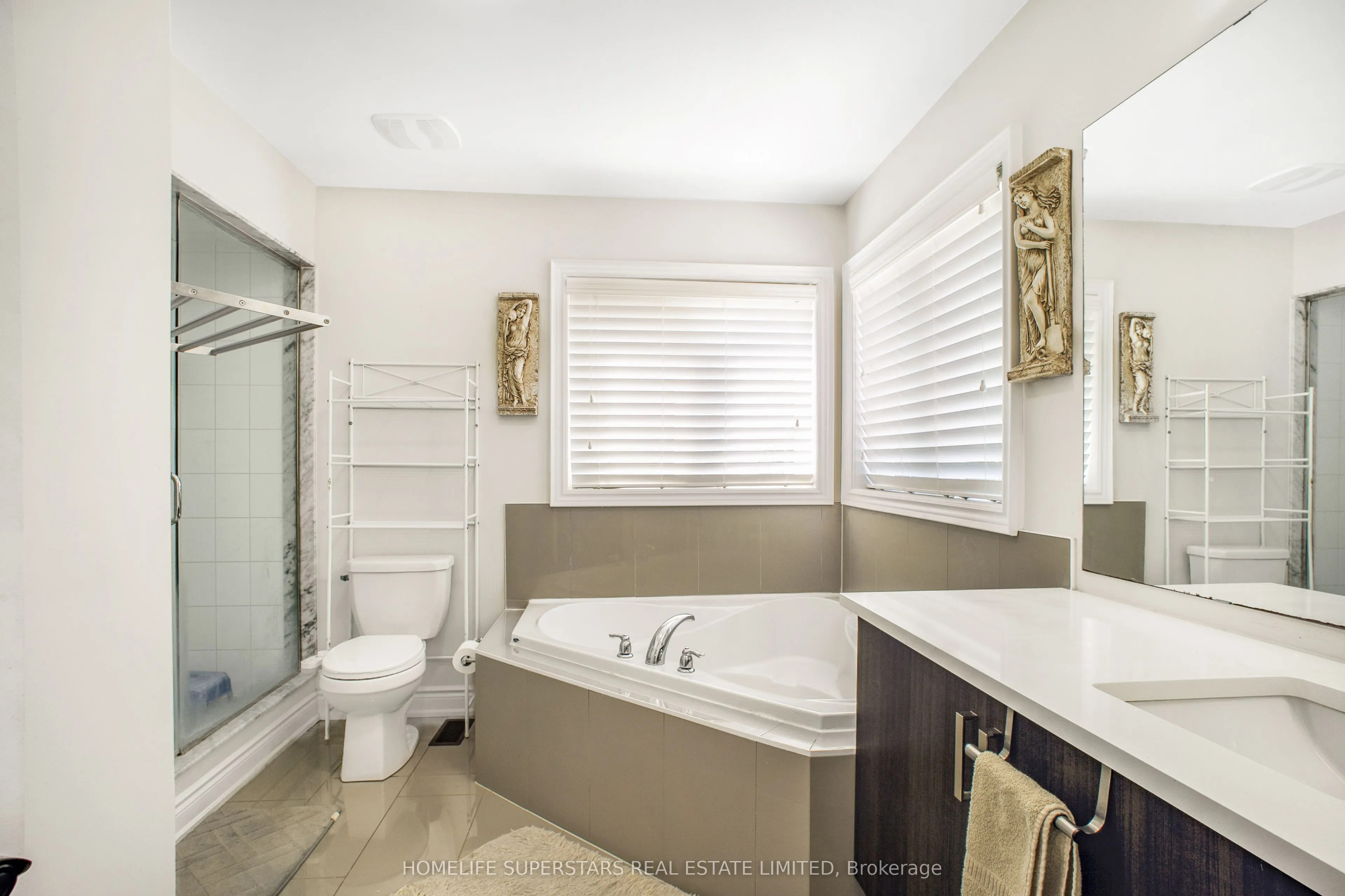 8066 Hackberry Trail