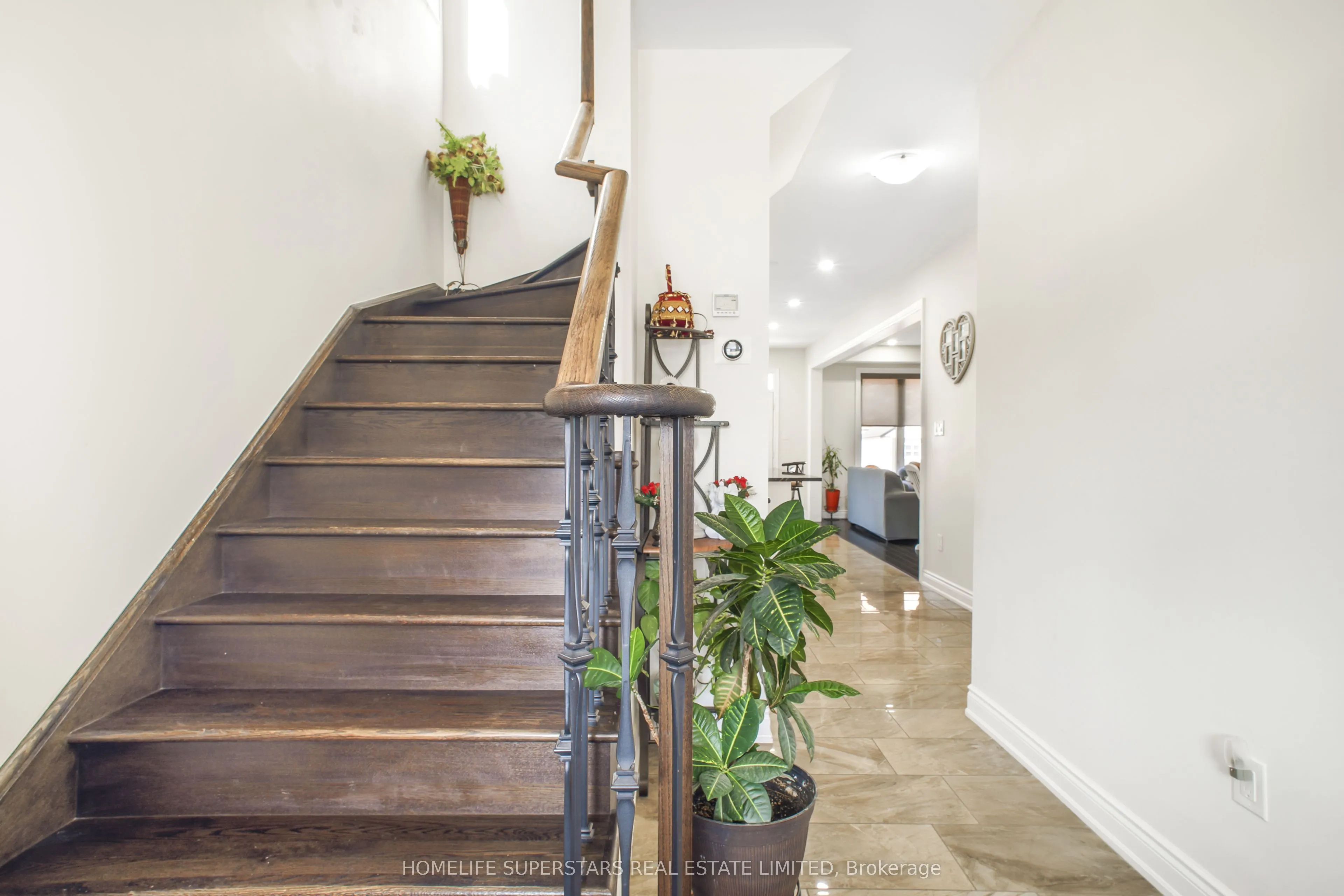 8066 Hackberry Trail