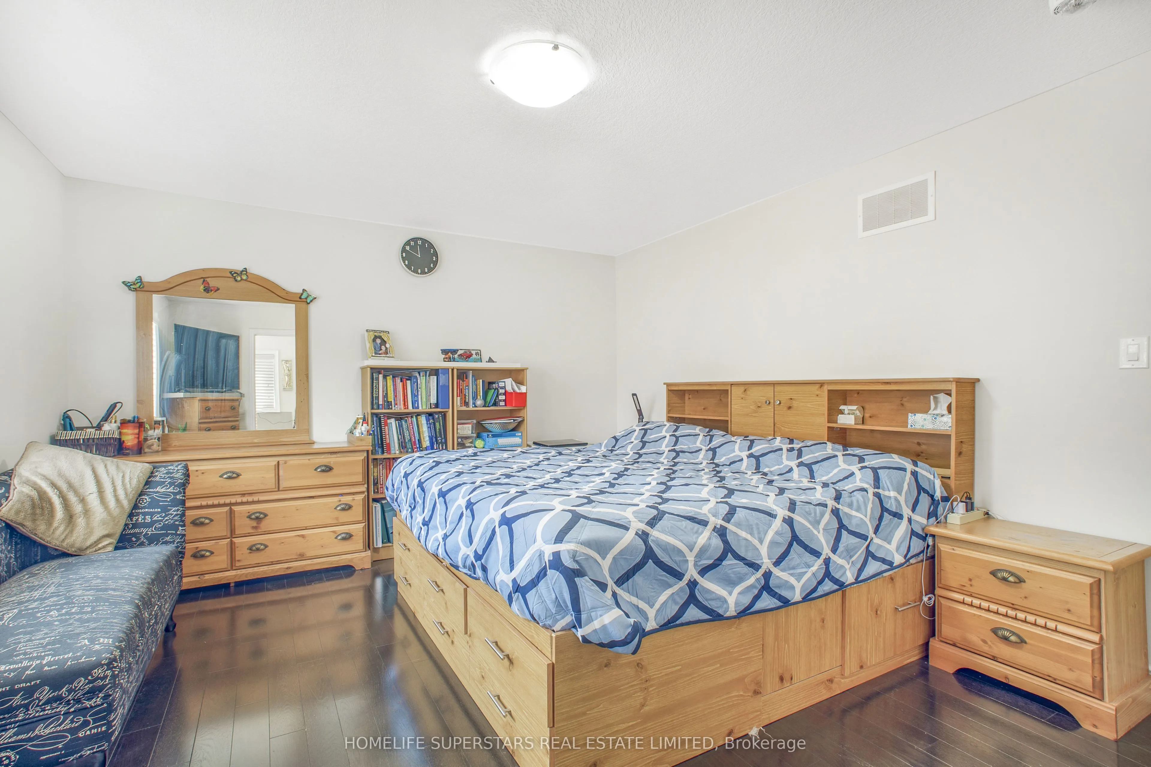 8066 Hackberry Trail