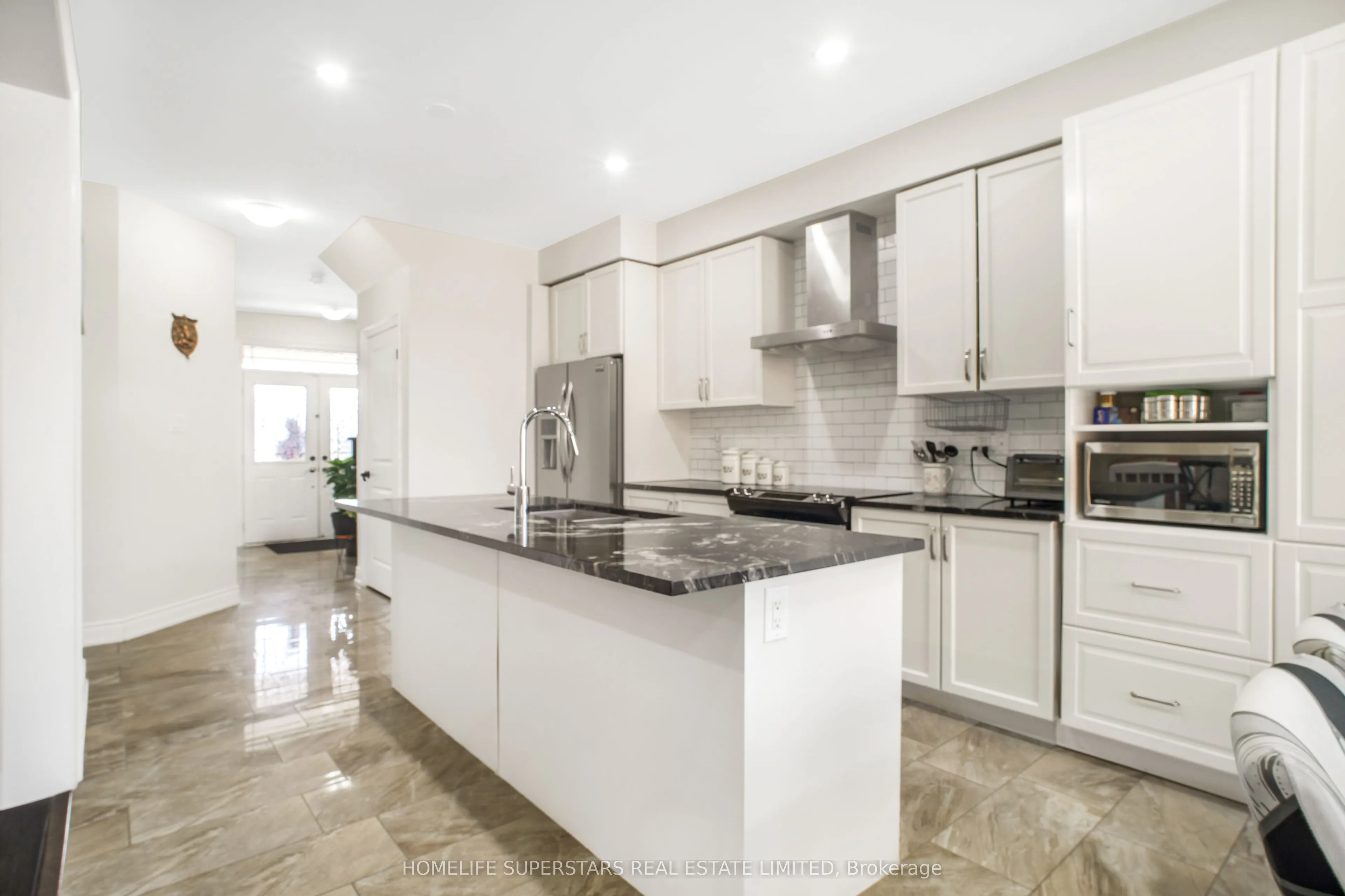 8066 Hackberry Trail