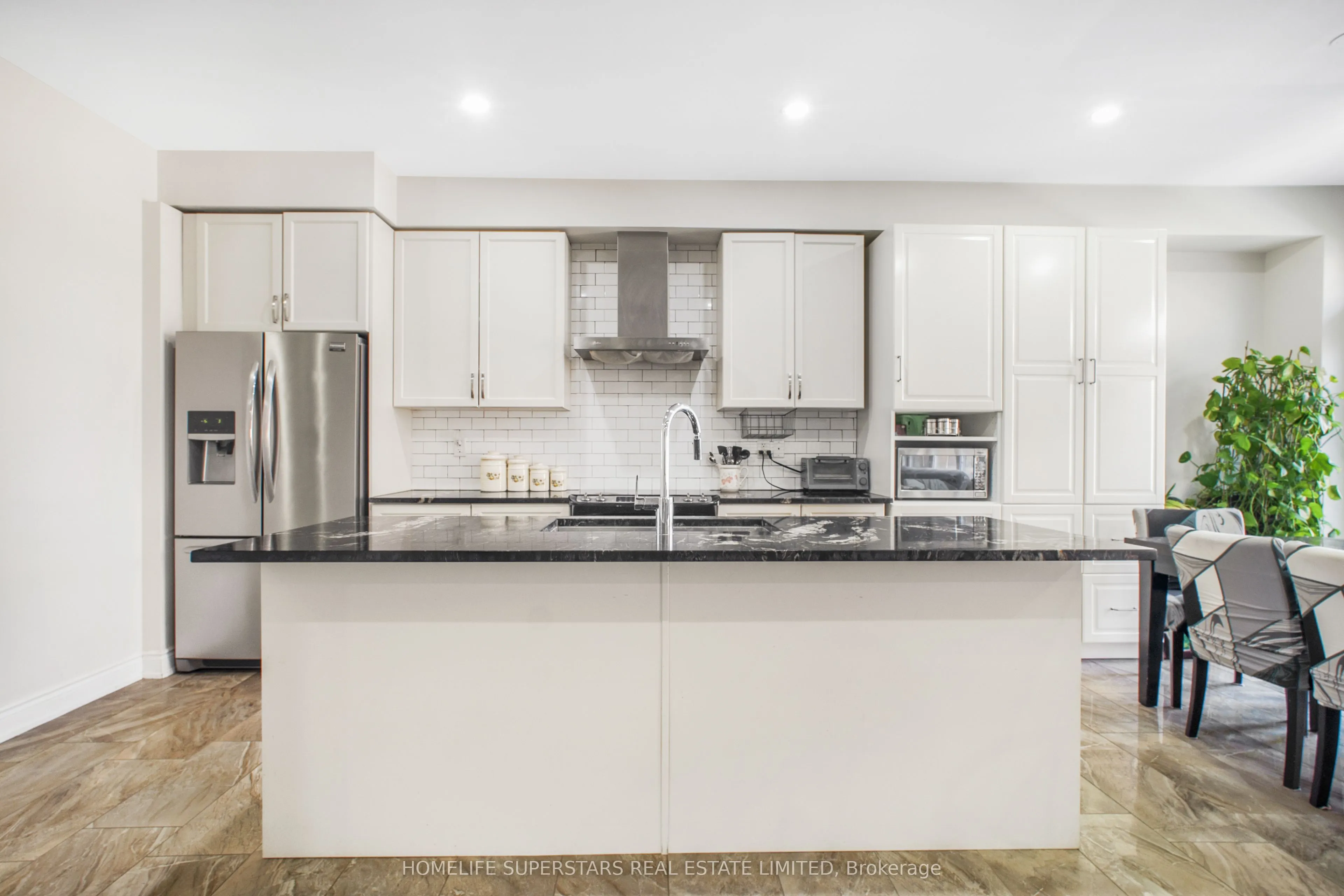 8066 Hackberry Trail