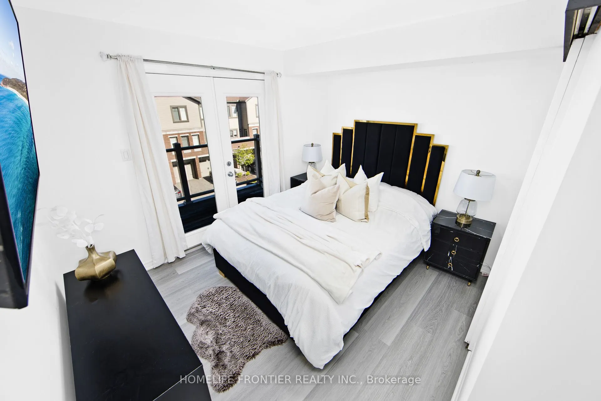 39 Kay Crescent, #32