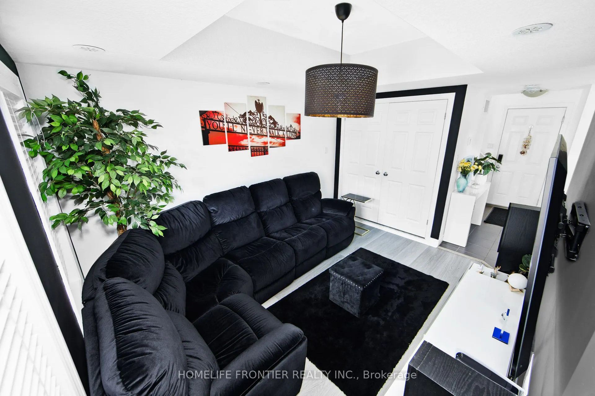 39 Kay Crescent, #32