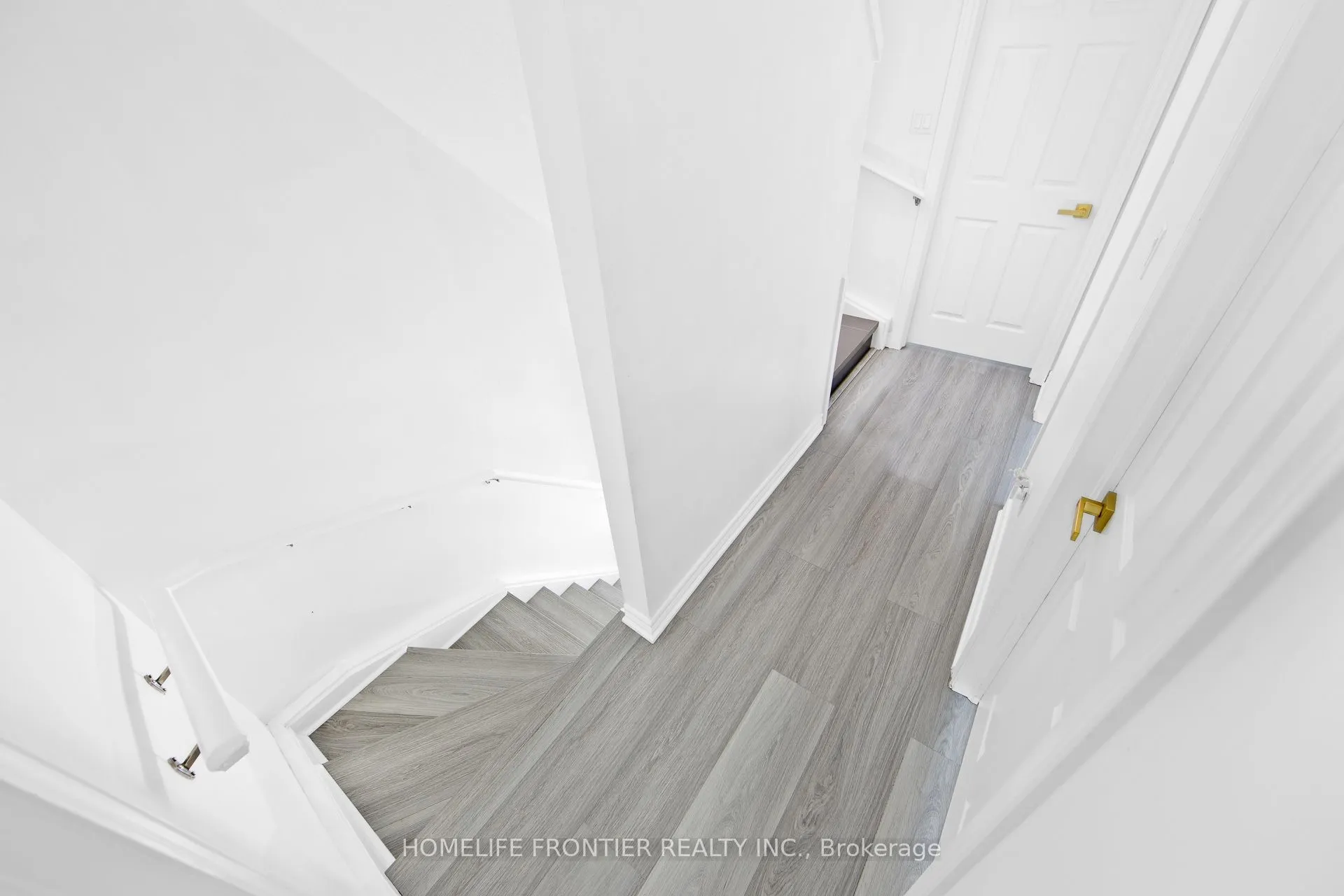 39 Kay Crescent, #32