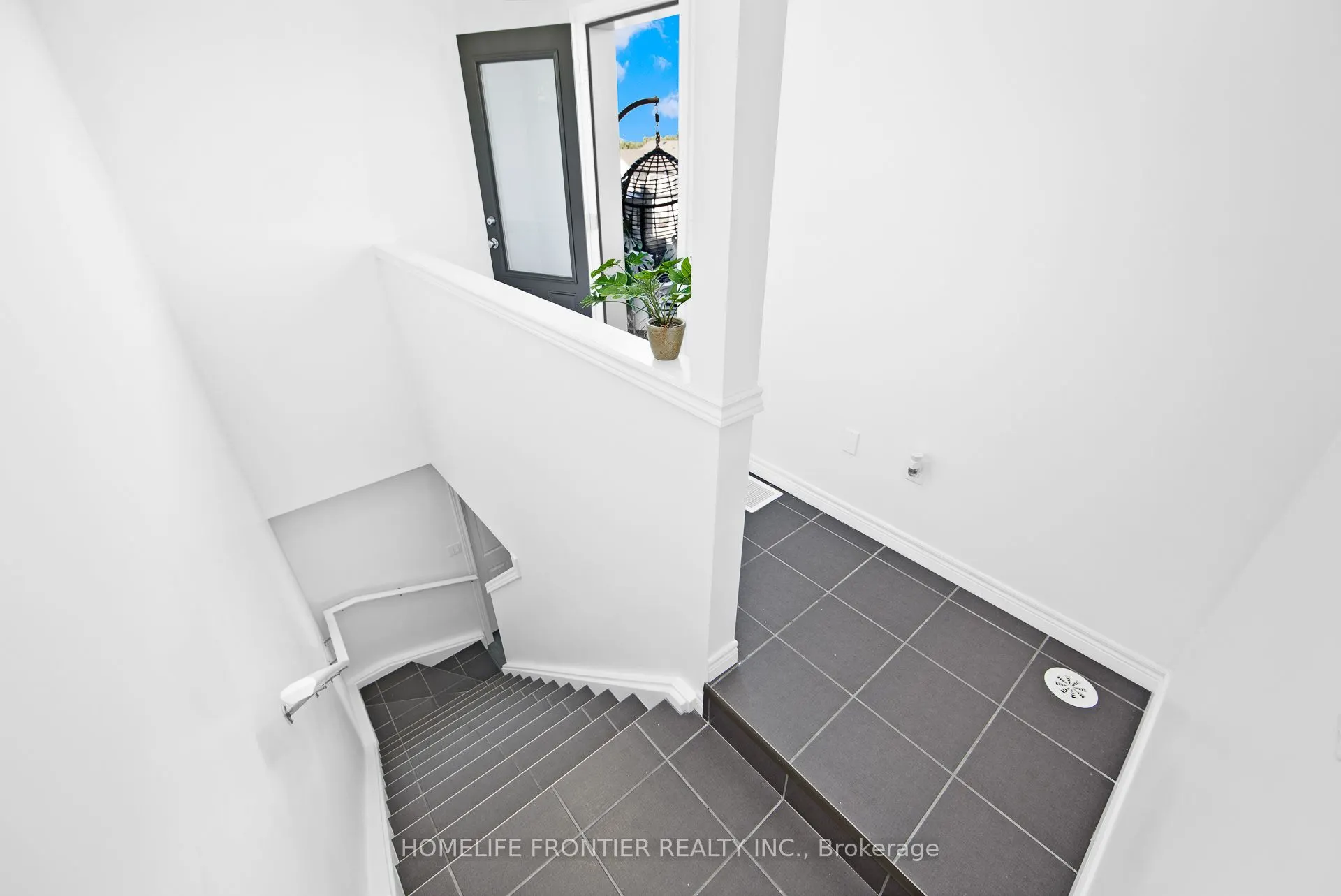 39 Kay Crescent, #32