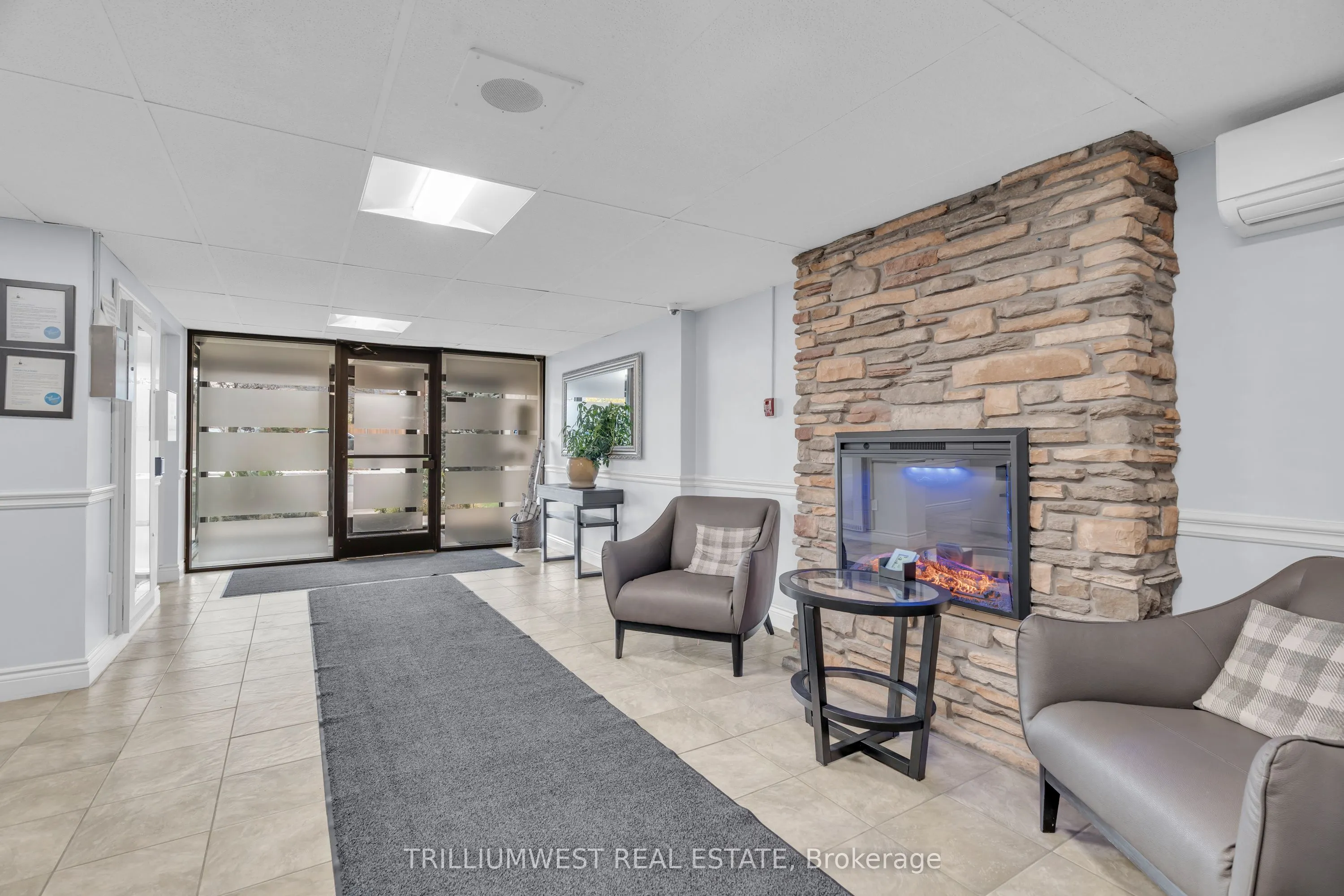 64 Benton Street, #602