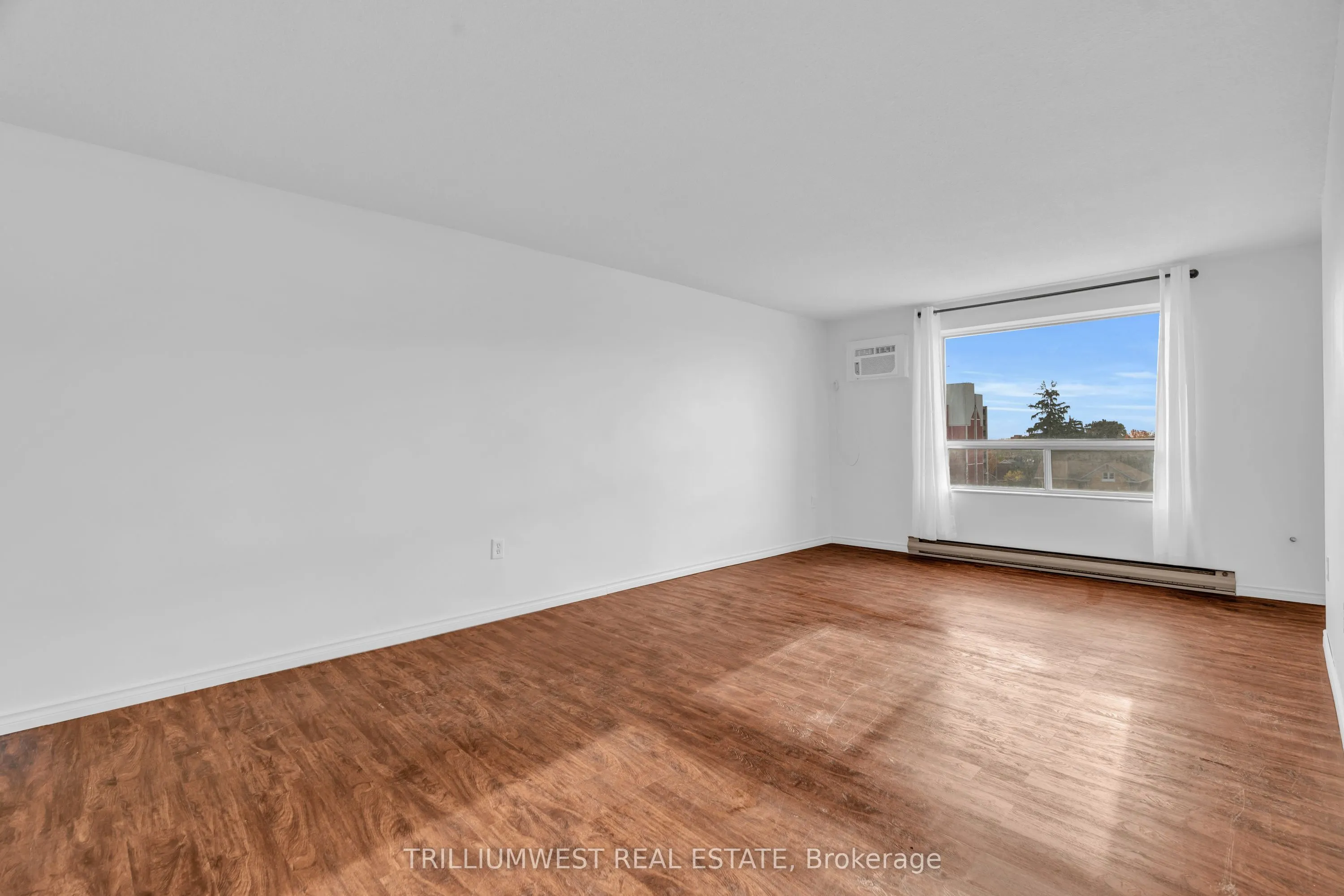 64 Benton Street, #602