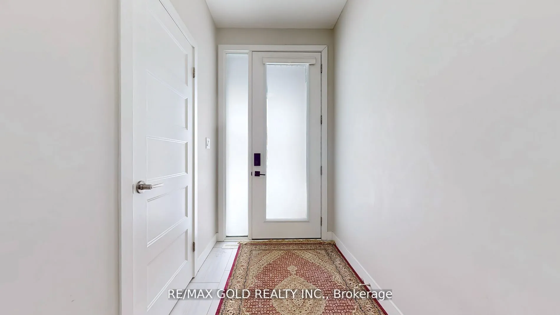 997 West Village Square