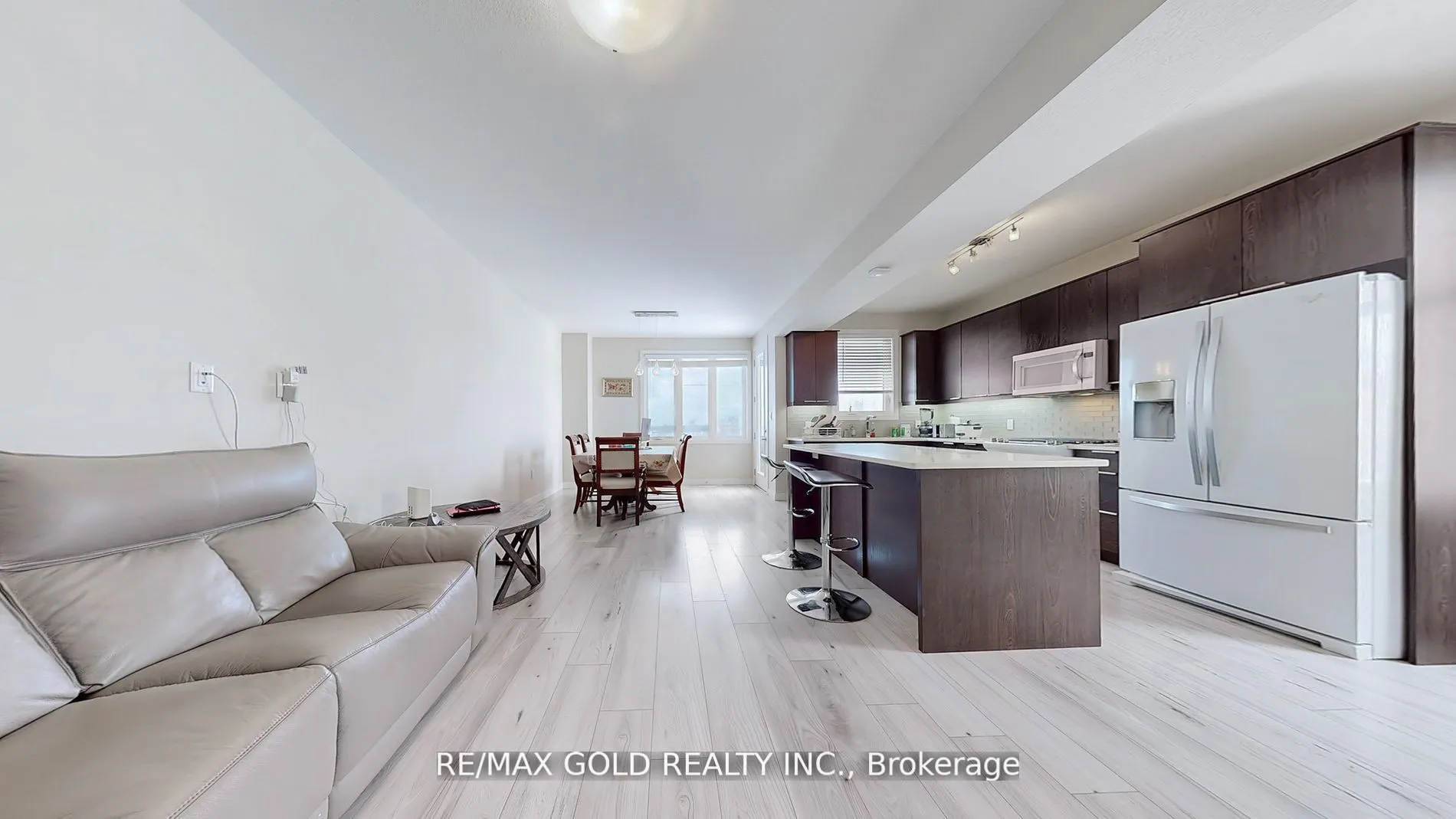 997 West Village Square