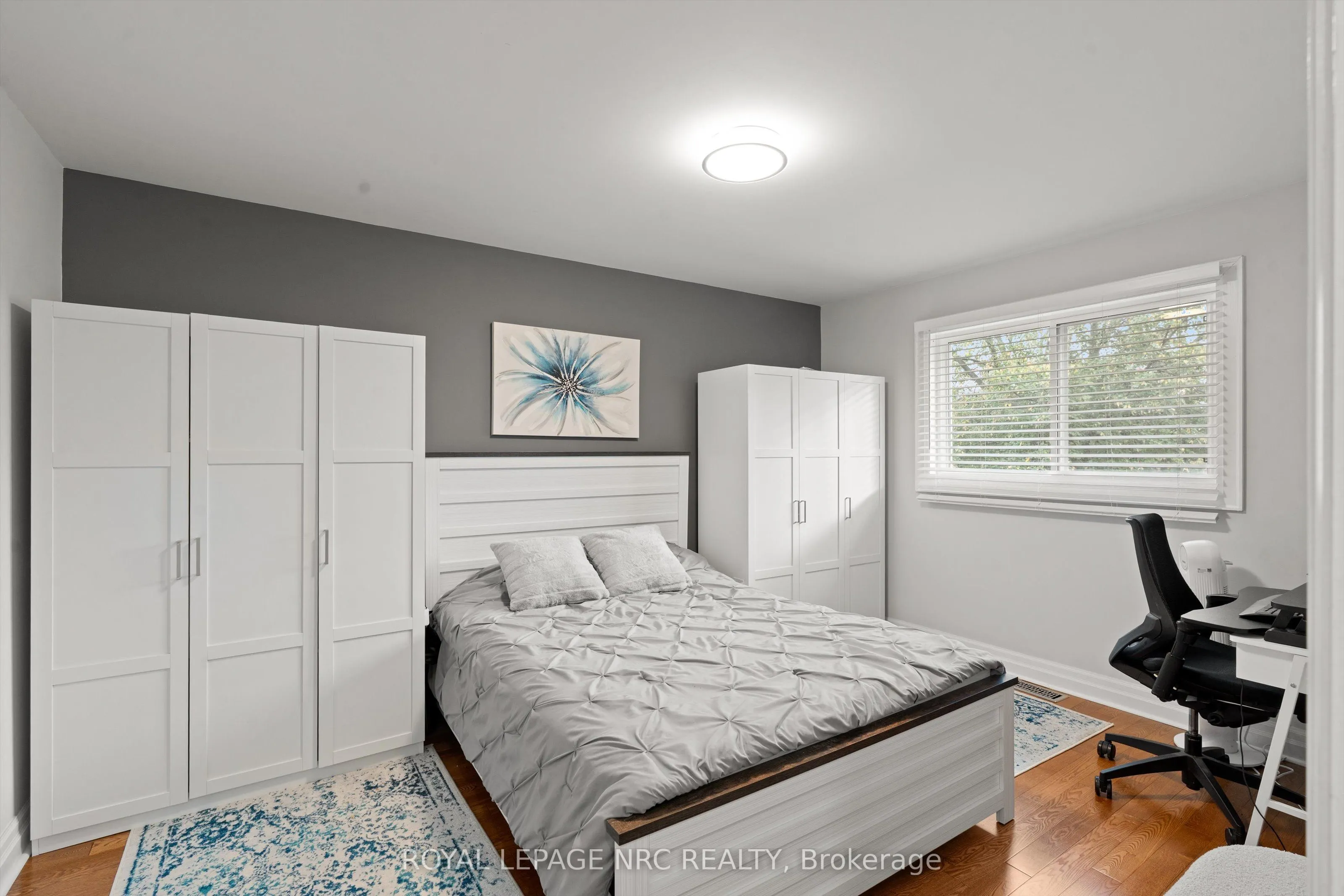 37 West Farmington Drive