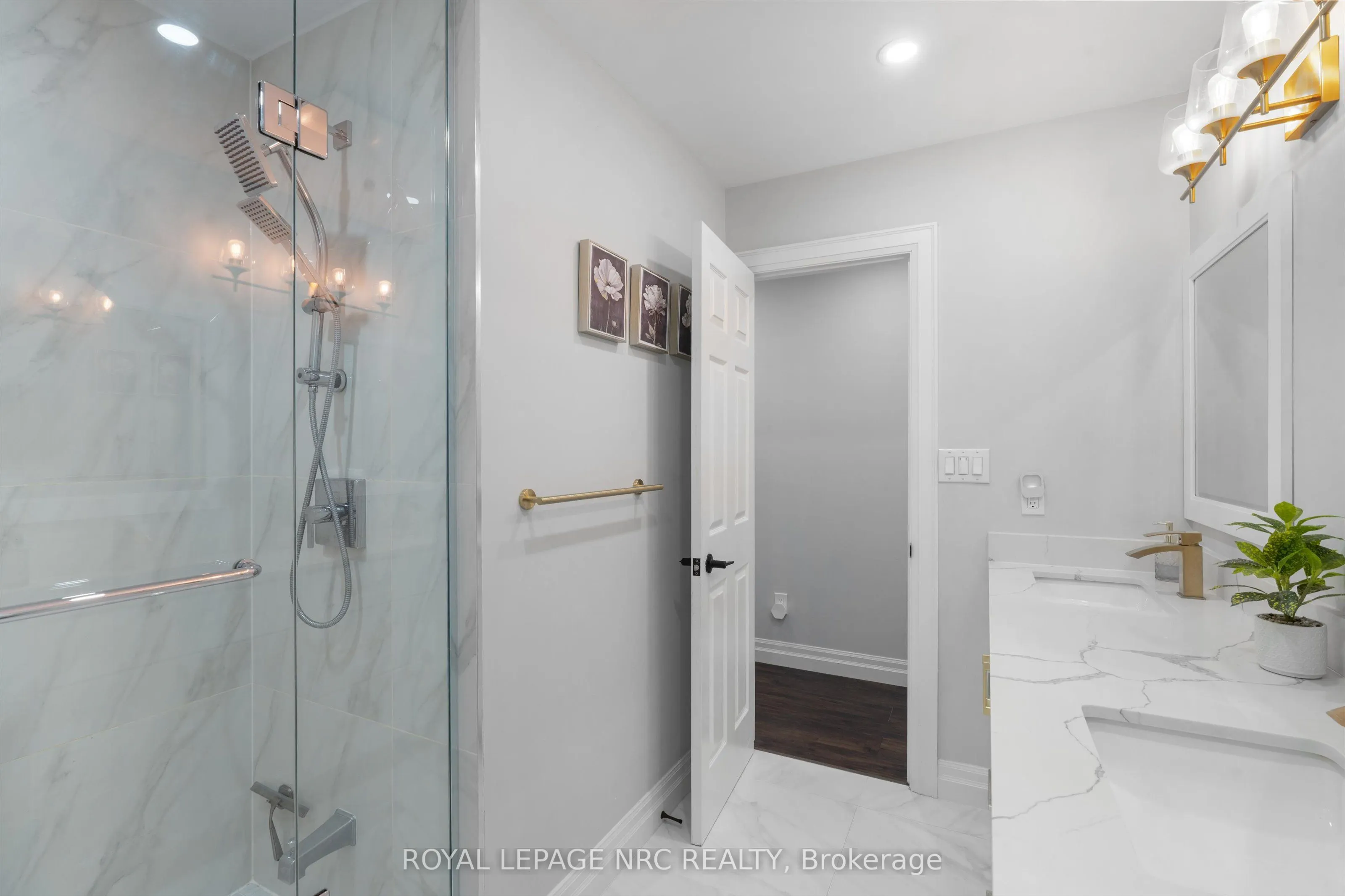 37 West Farmington Drive