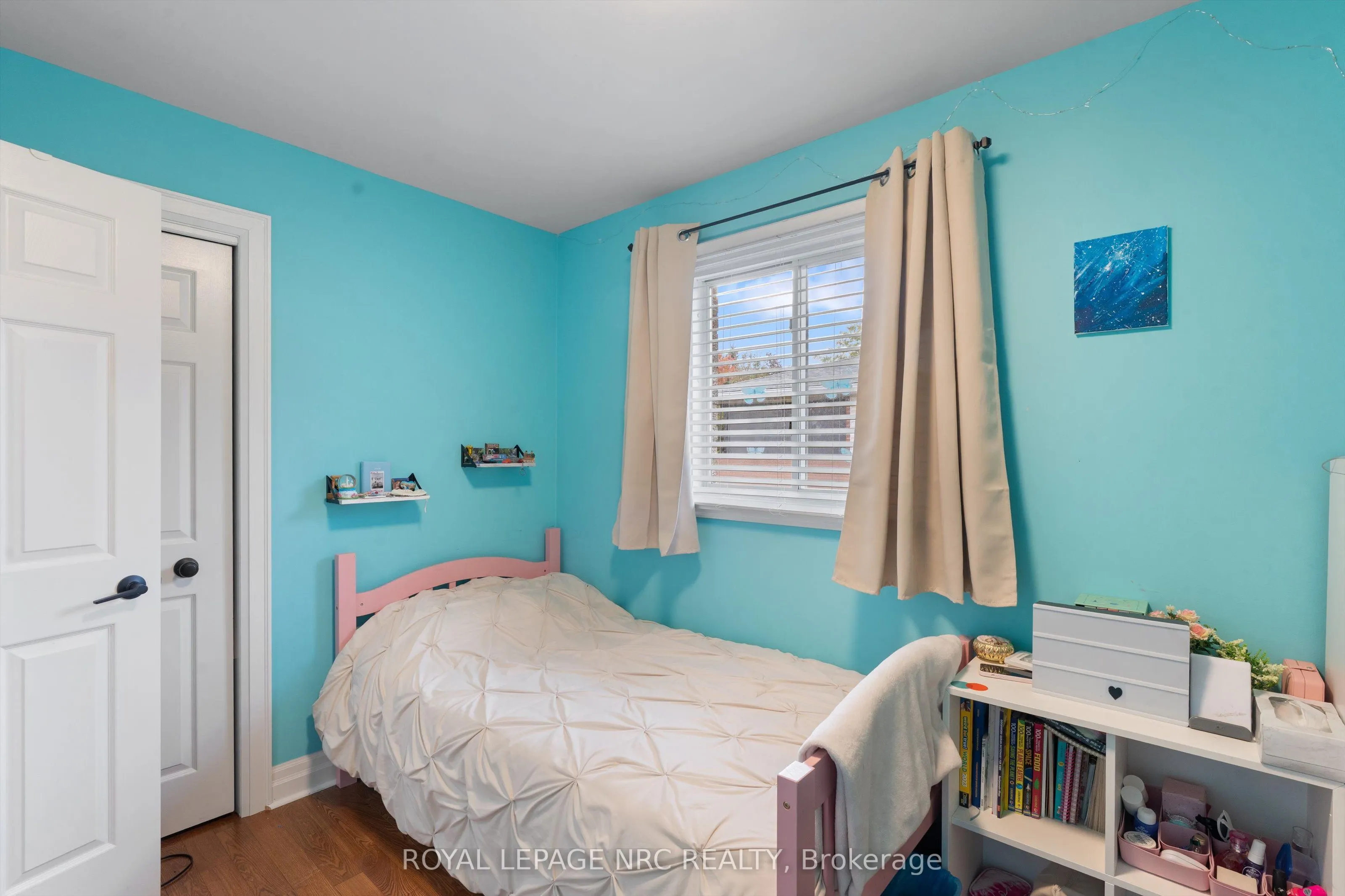 37 West Farmington Drive