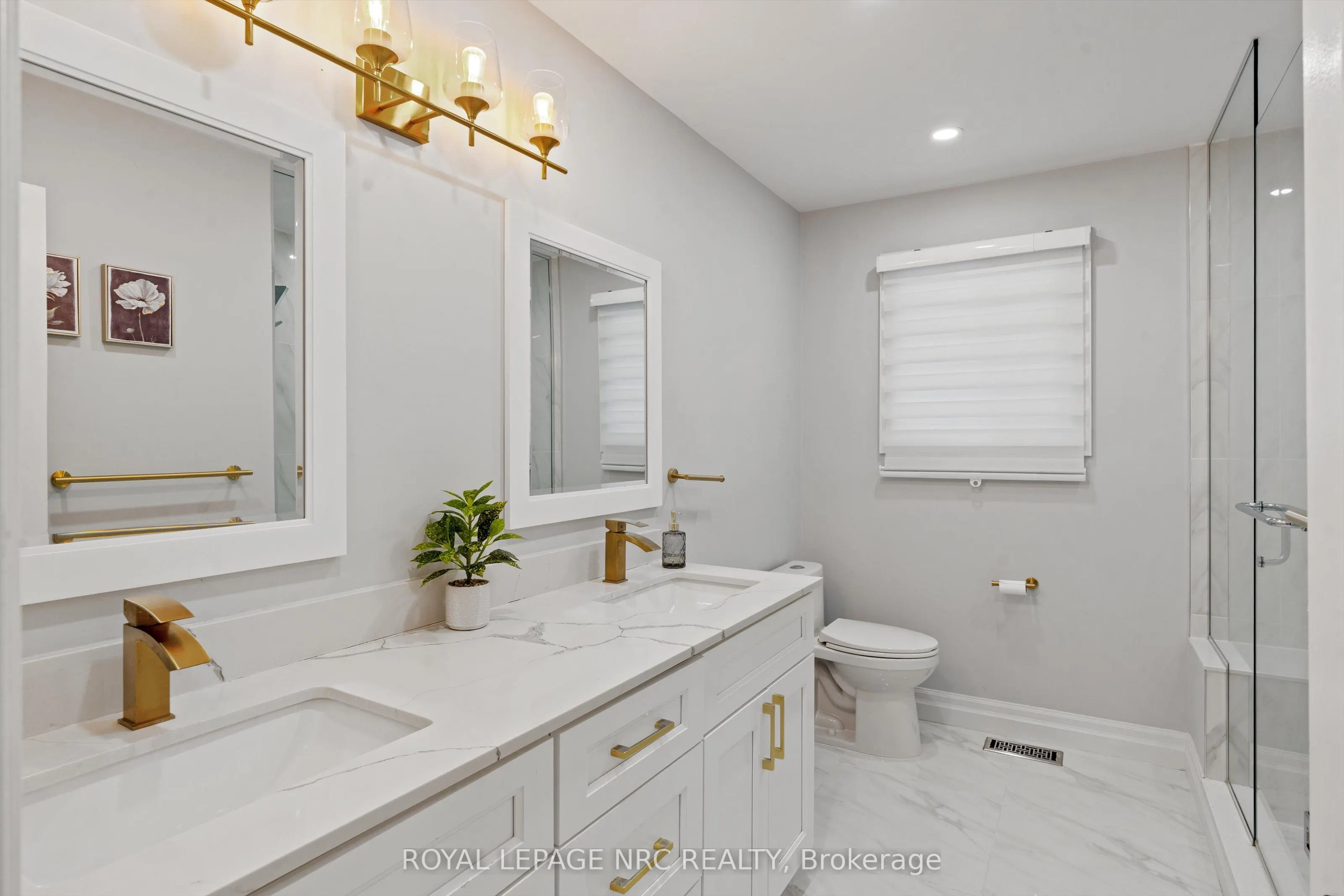 37 West Farmington Drive