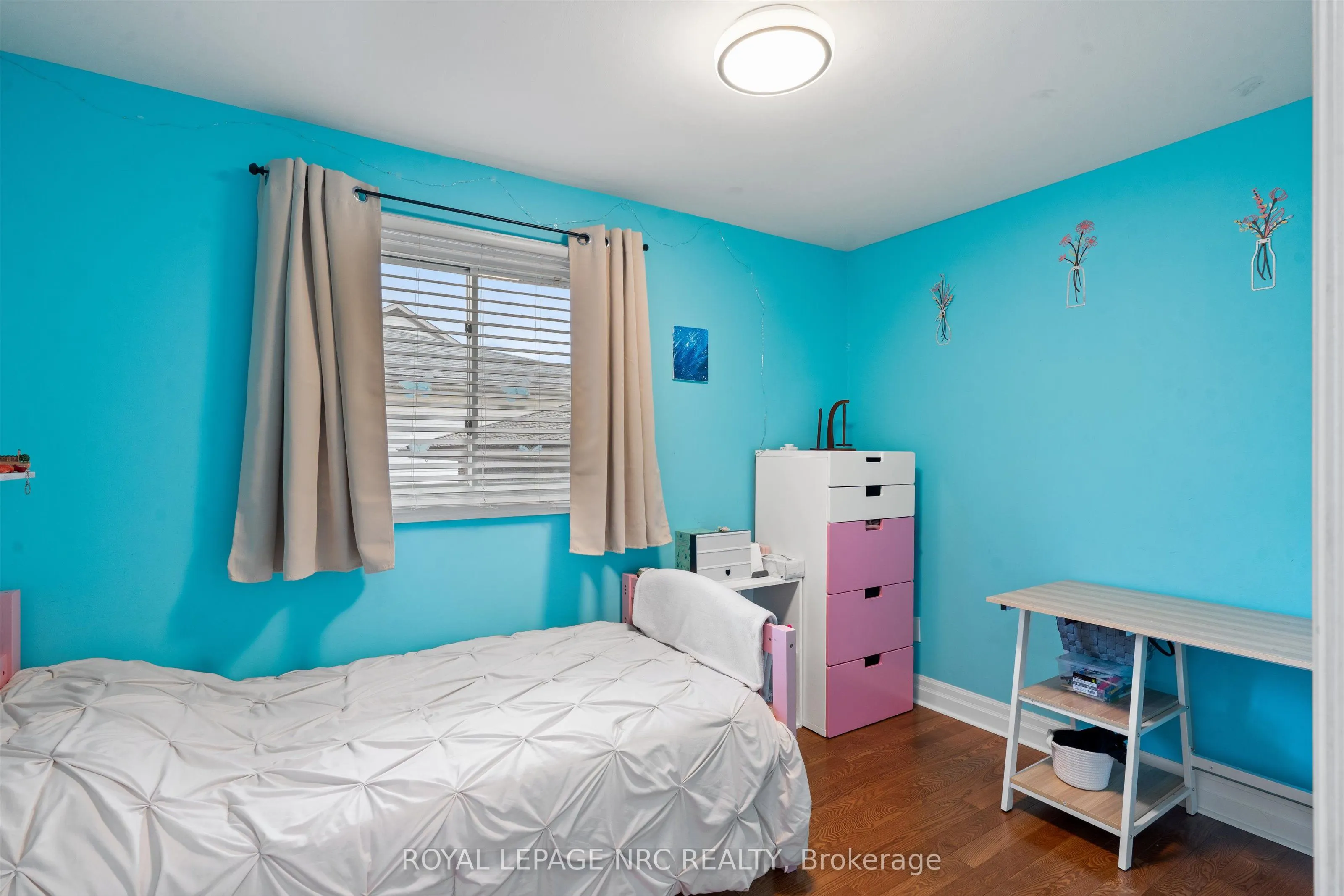 37 West Farmington Drive