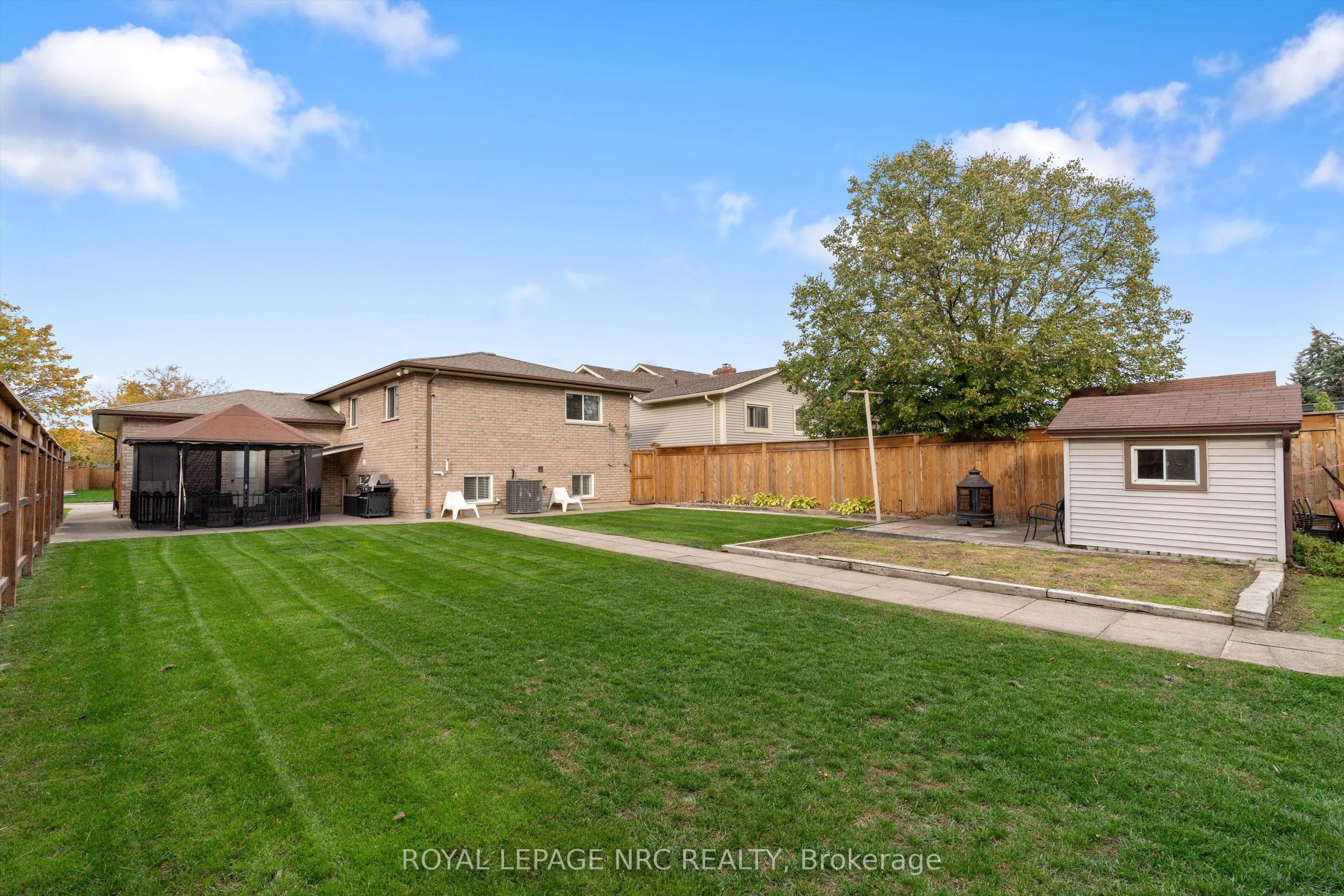 37 West Farmington Drive