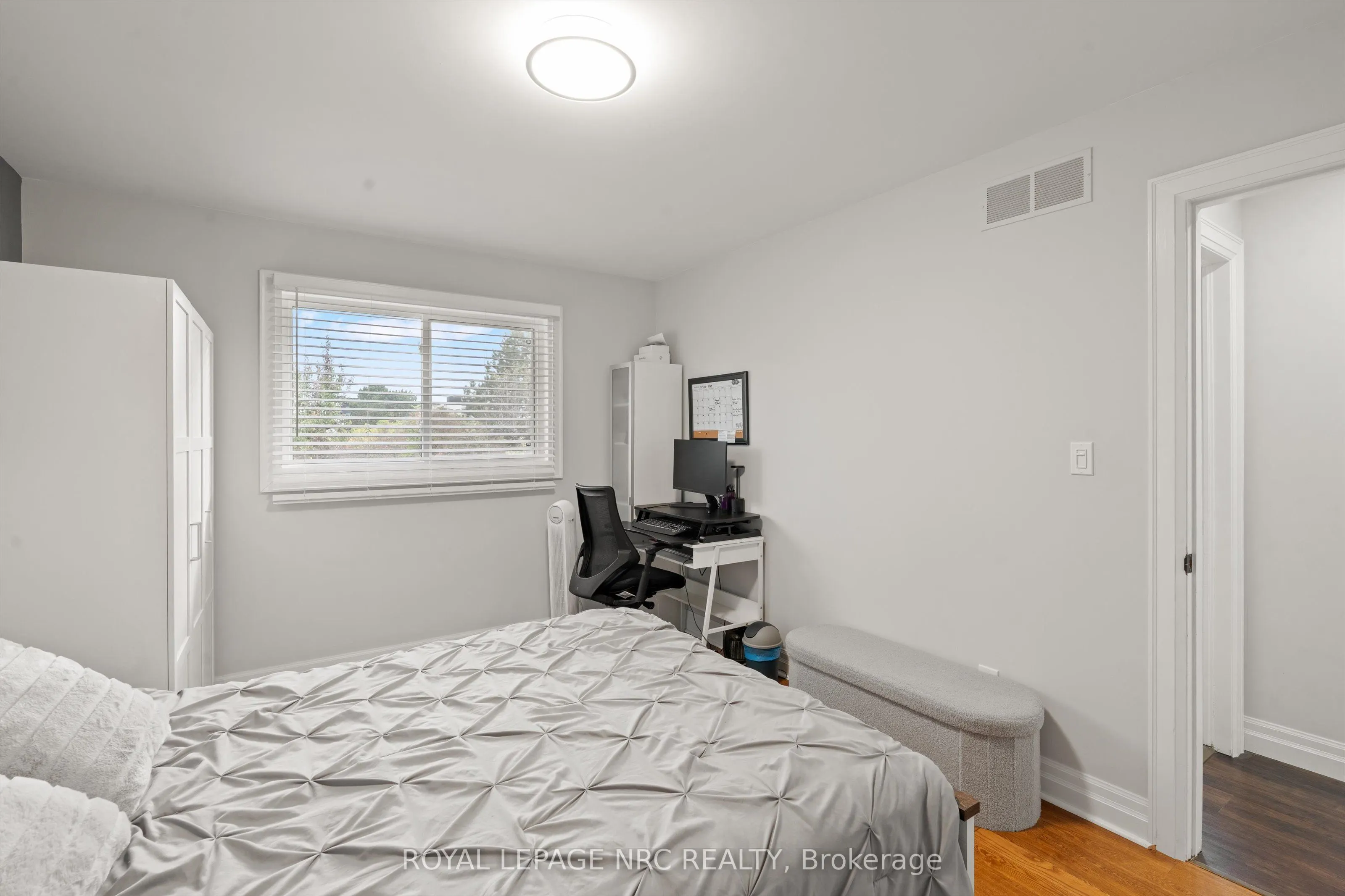 37 West Farmington Drive