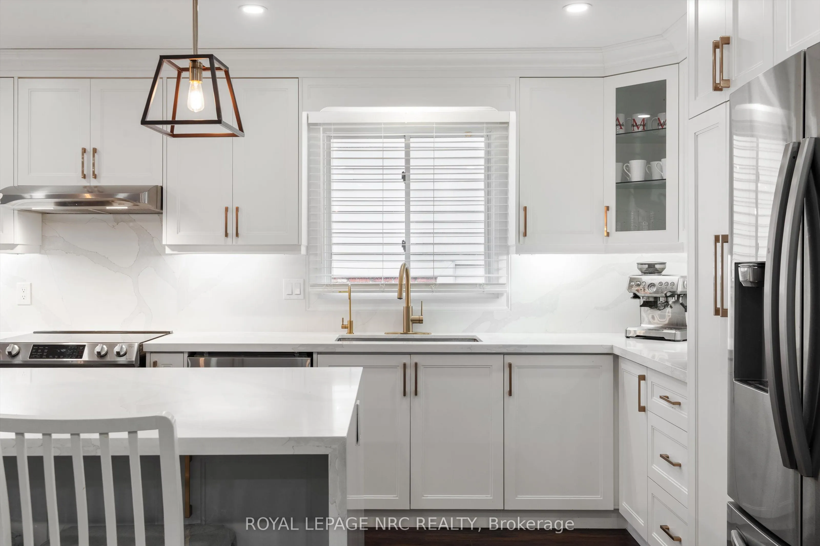 37 West Farmington Drive