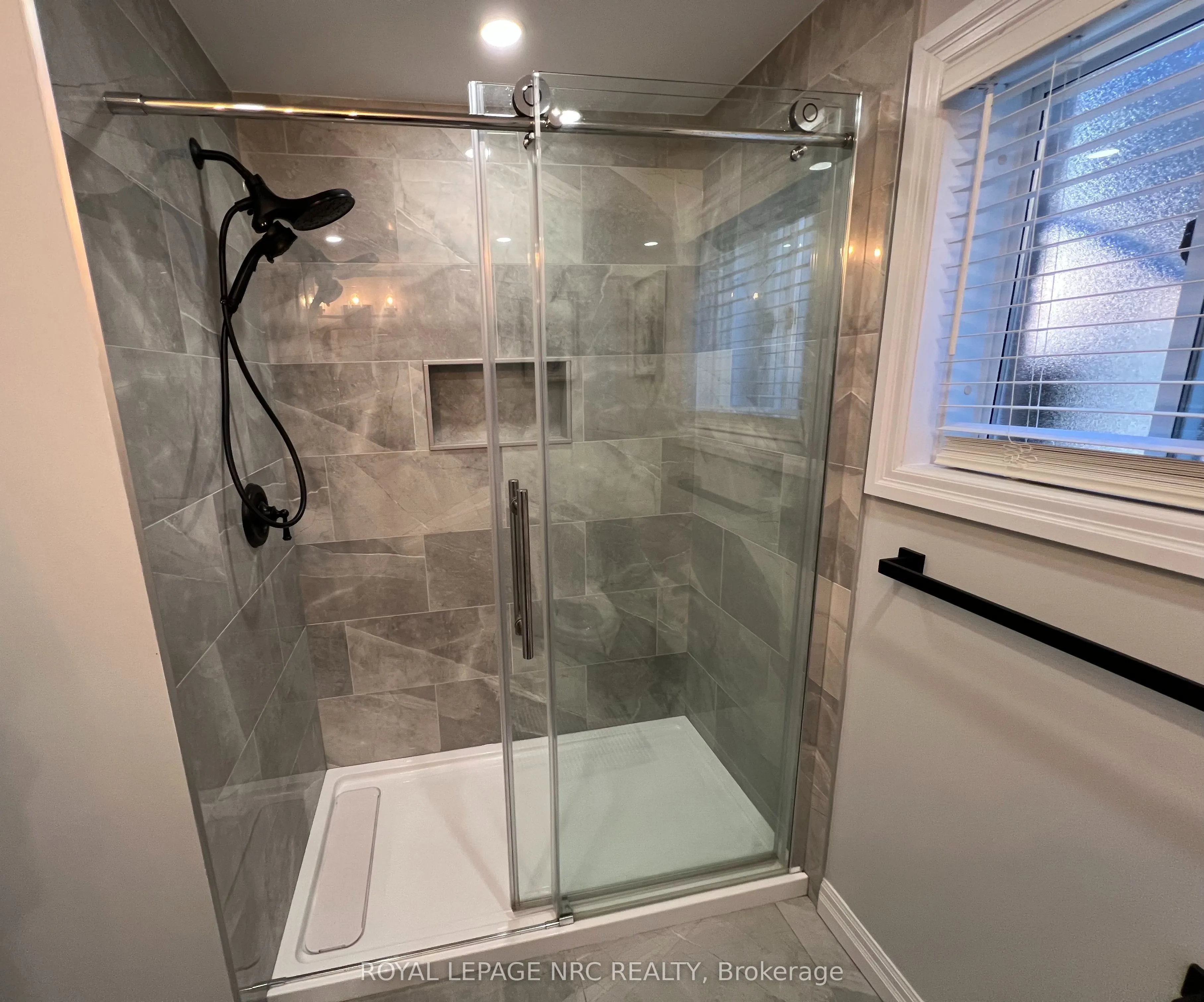 37 West Farmington Drive